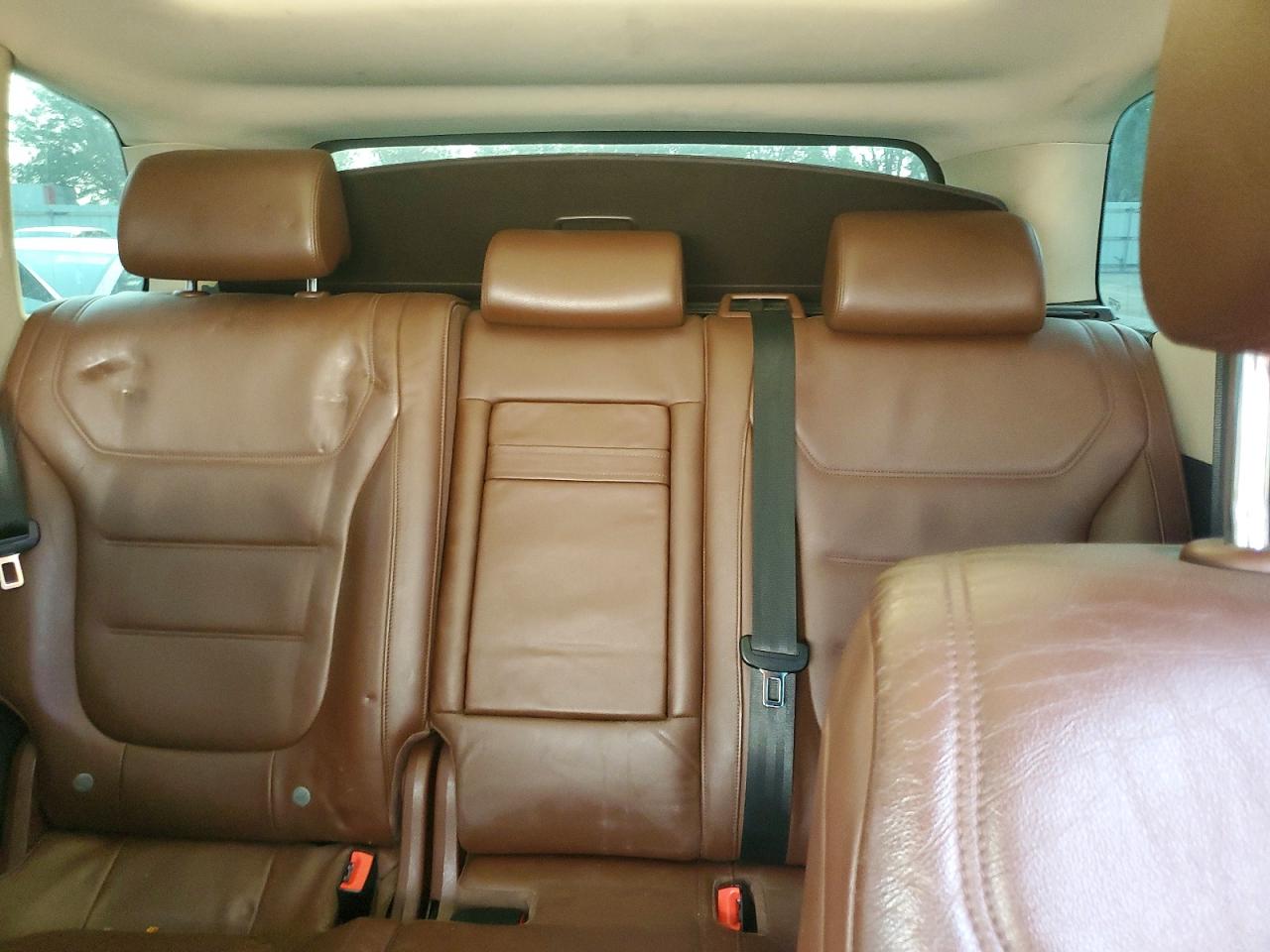 2011 Volkswagen Touareg V6 Tdi Белый vin: WVGFK9BP6BD005908