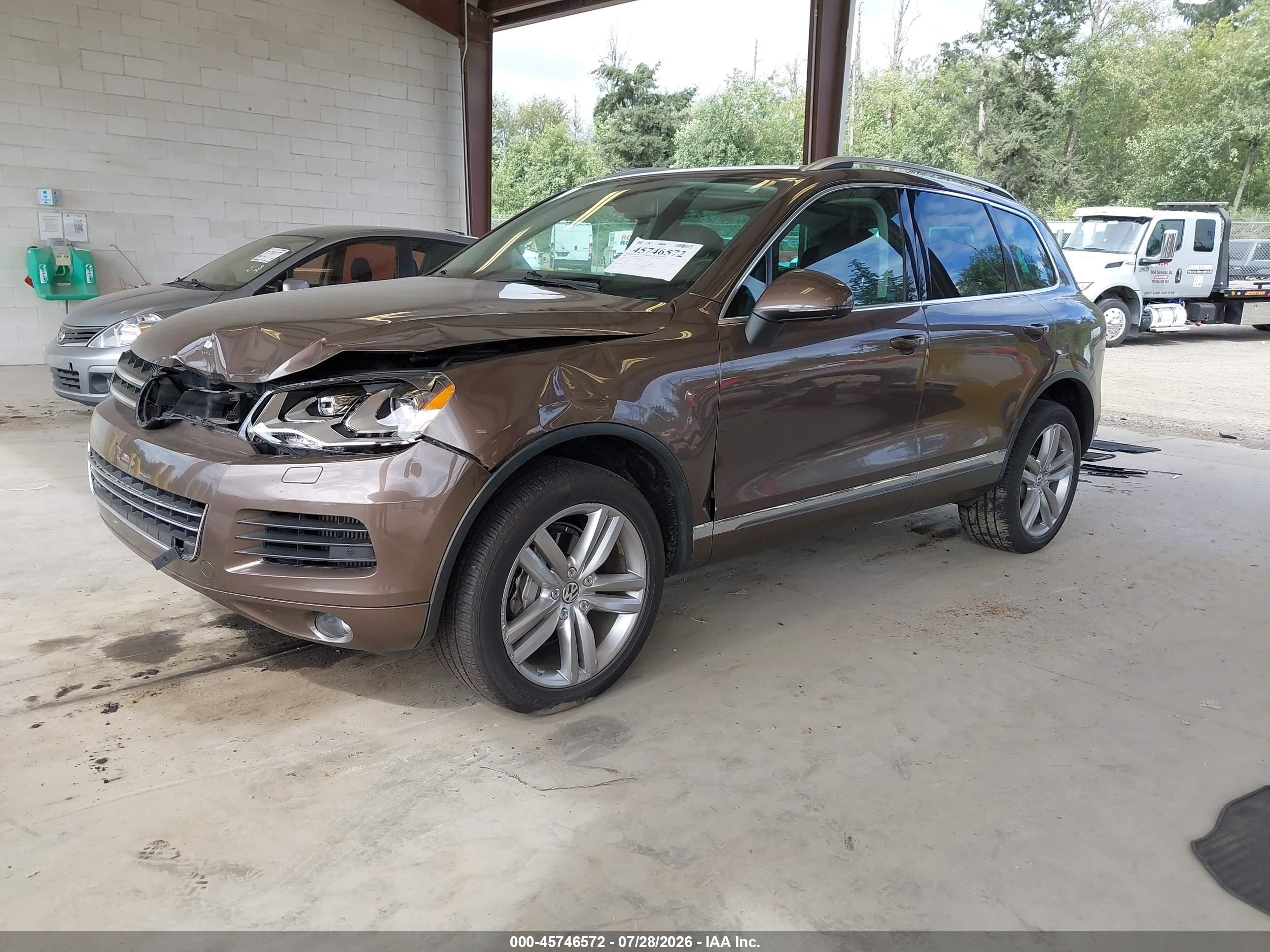 2011 Volkswagen Touareg Tdi Executive Brown vin: WVGFK9BP7BD003519