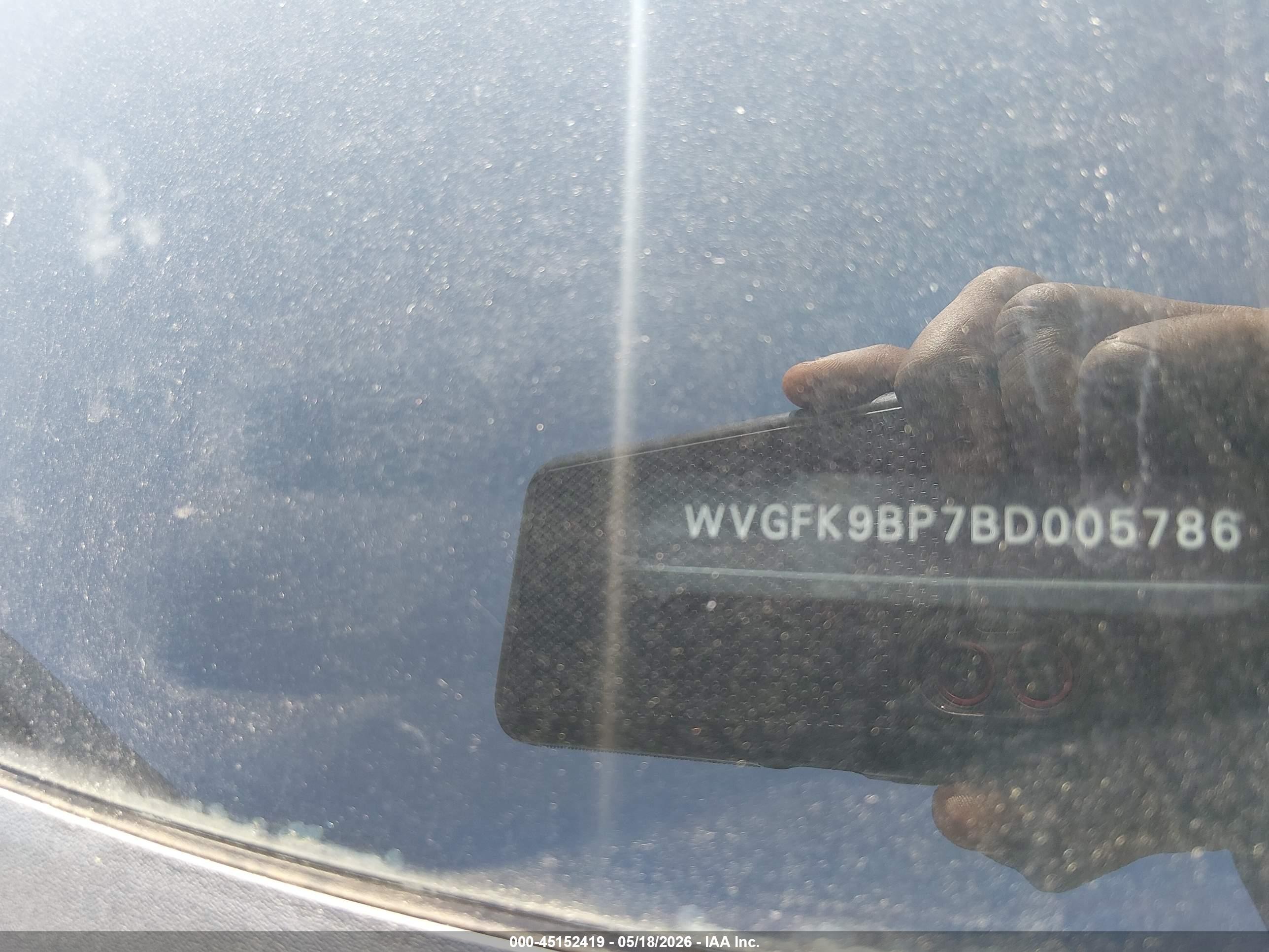 2011 Volkswagen Touareg Tdi Executive Black vin: WVGFK9BP7BD005786