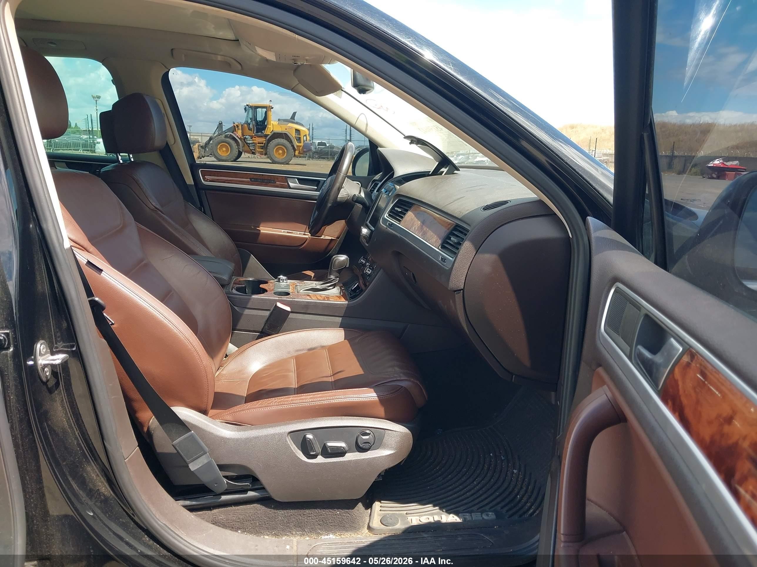 2012 Volkswagen Touareg Tdi Lux Black vin: WVGFK9BP7CD003456