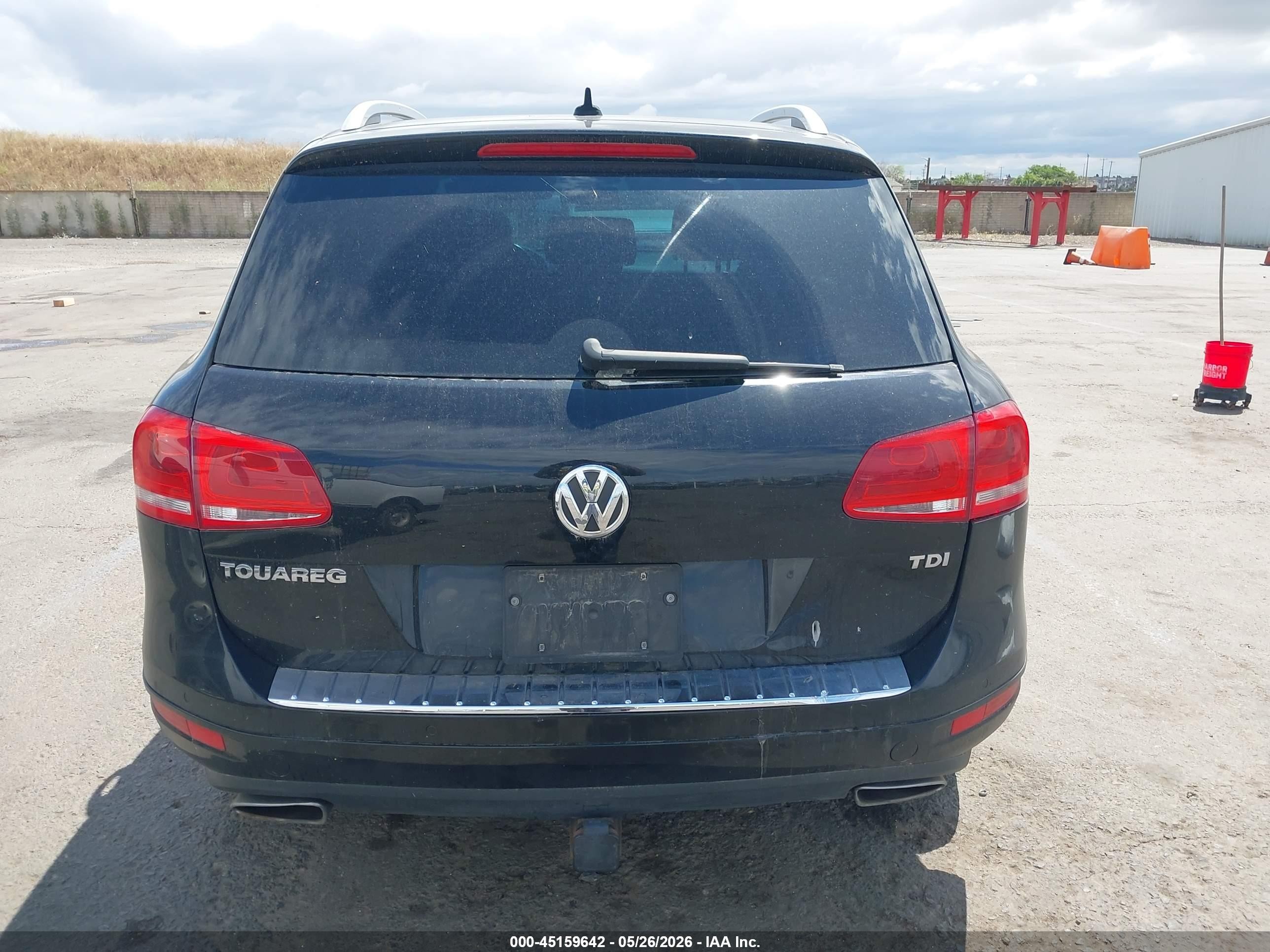 2012 Volkswagen Touareg Tdi Lux Black vin: WVGFK9BP7CD003456