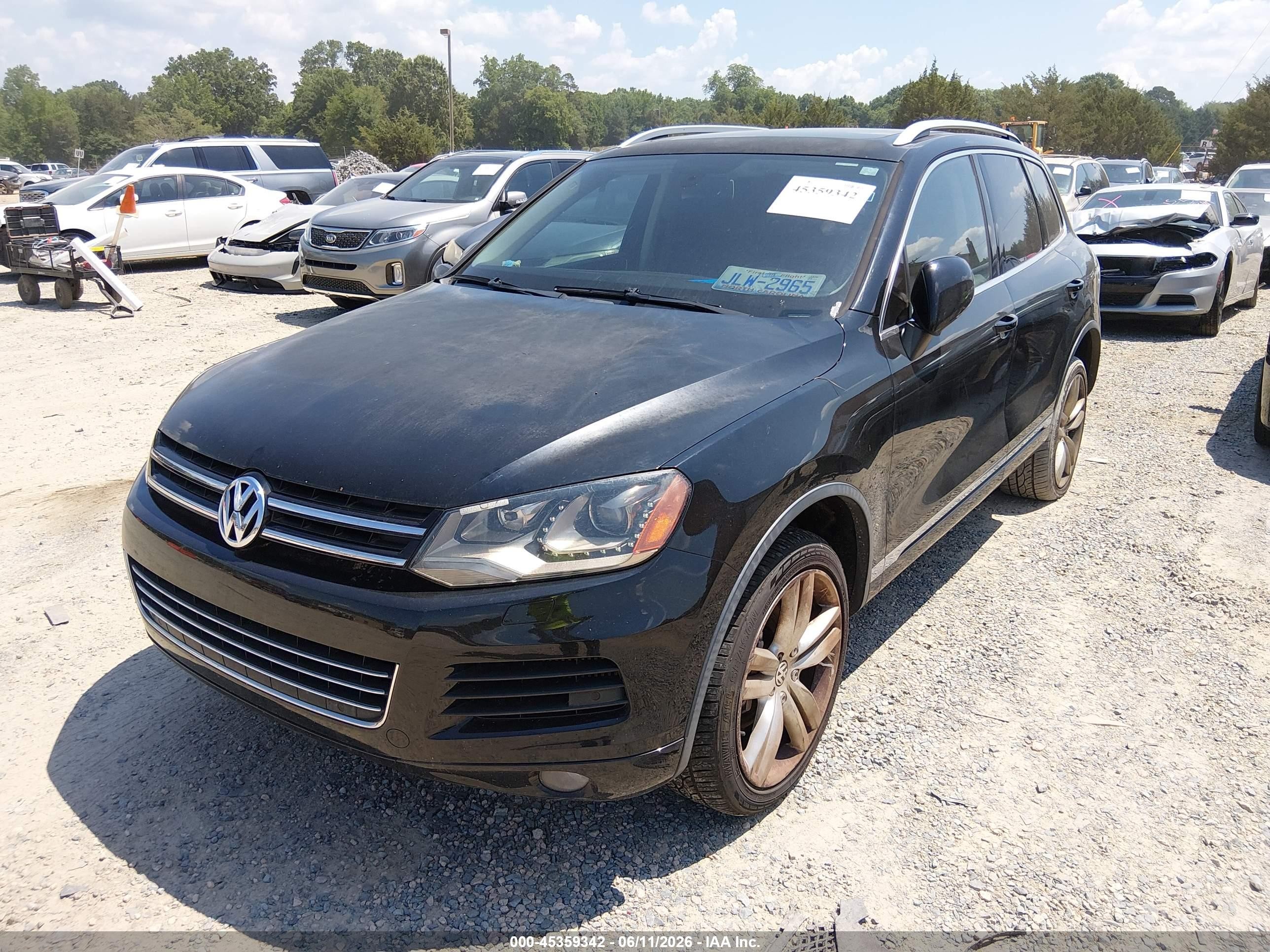 2012 Volkswagen Touareg Tdi Executive Black vin: WVGFK9BP7CD005563
