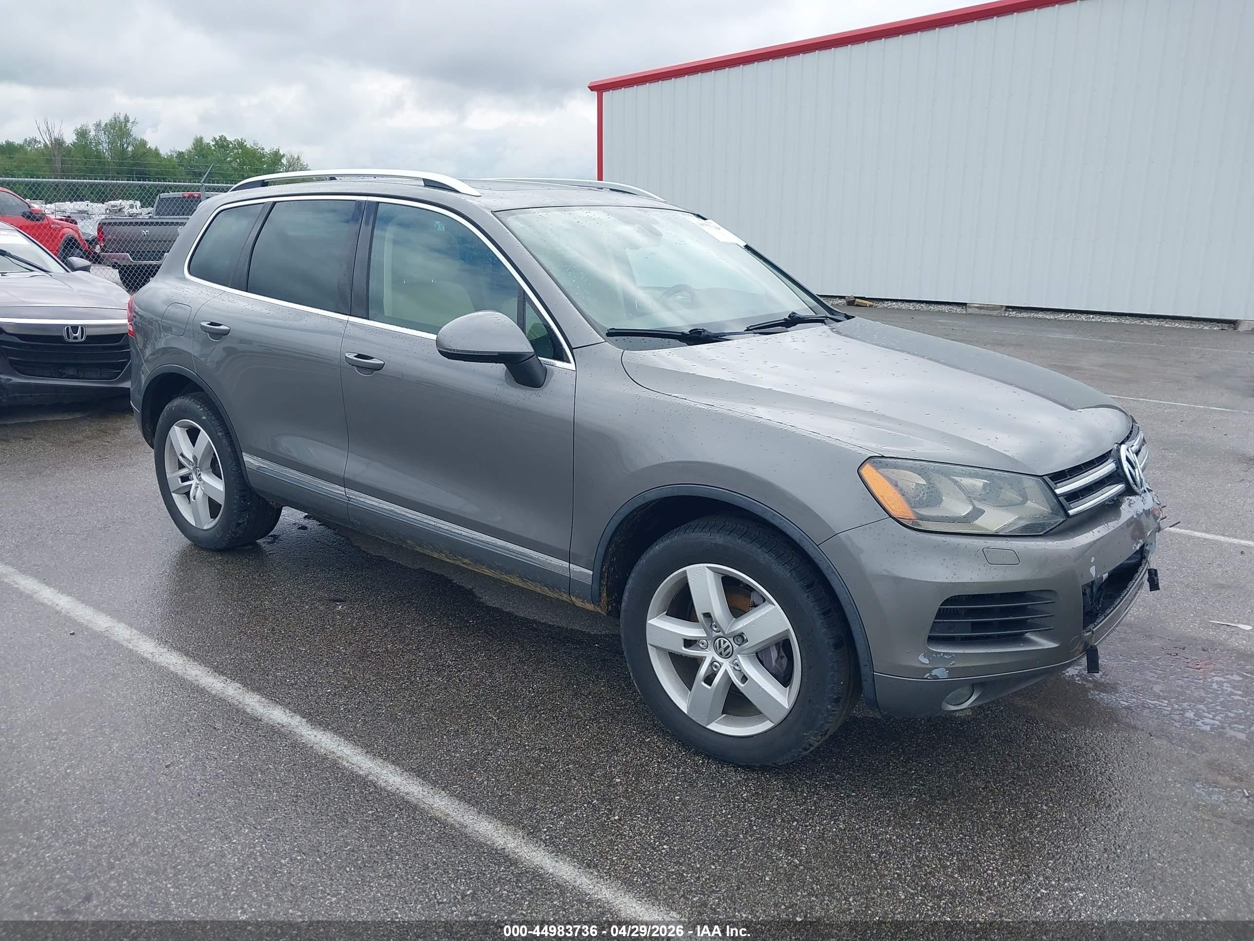 2012 Volkswagen Touareg Tdi Lux Gray vin: WVGFK9BP8CD002378