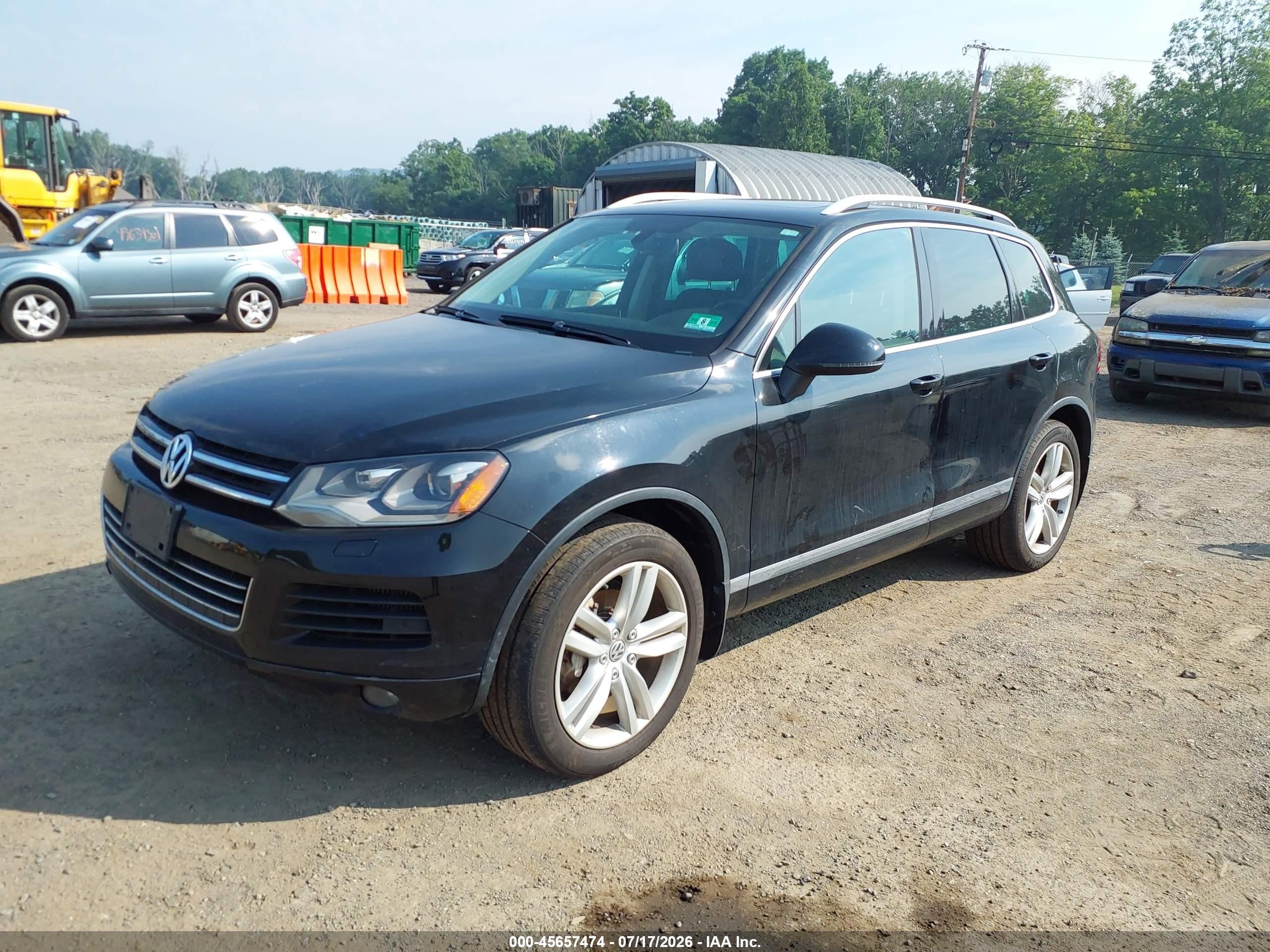 2012 Volkswagen Touareg Tdi Executive Черный vin: WVGFK9BPXCD000292
