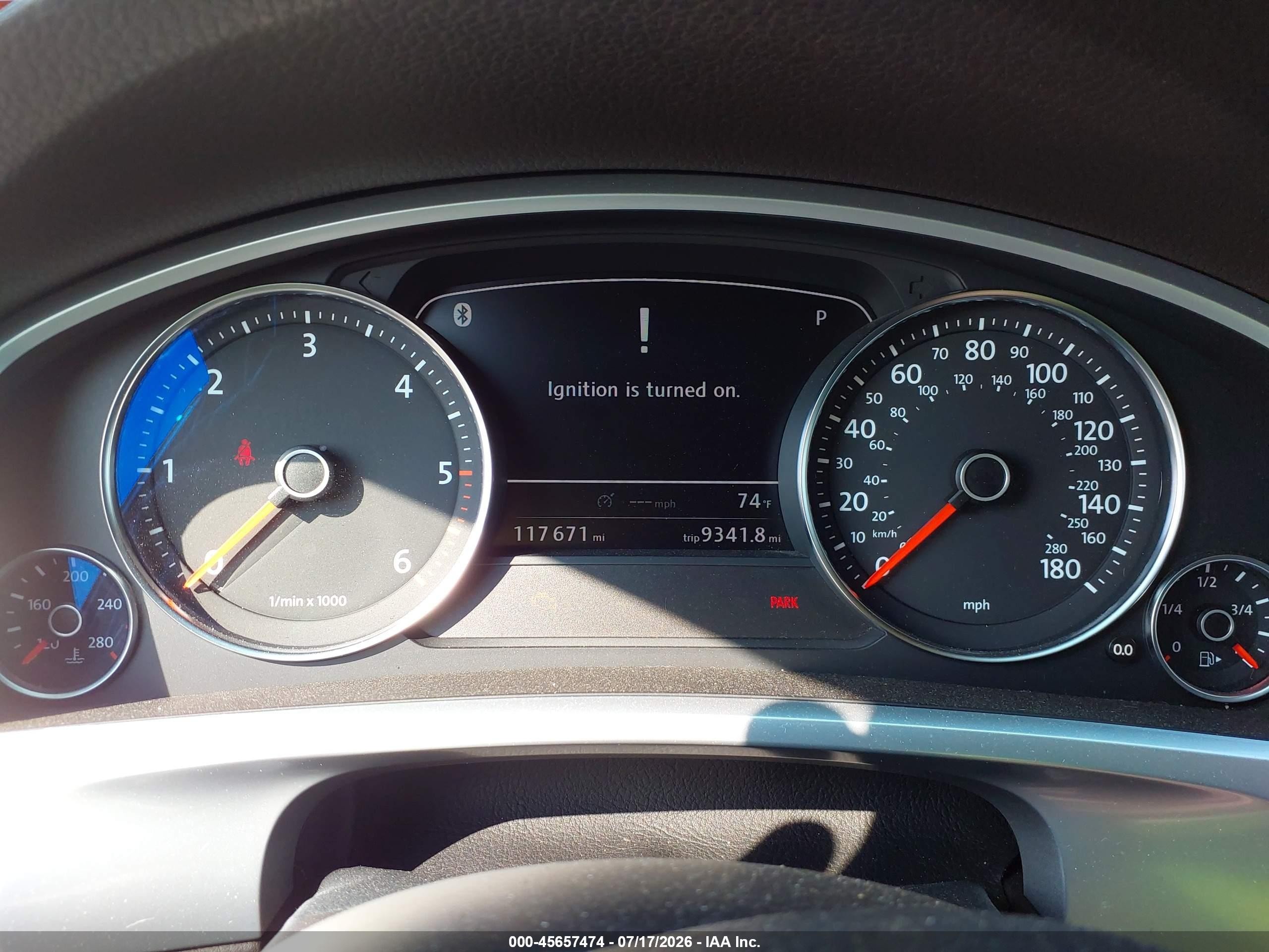 2012 Volkswagen Touareg Tdi Executive Черный vin: WVGFK9BPXCD000292
