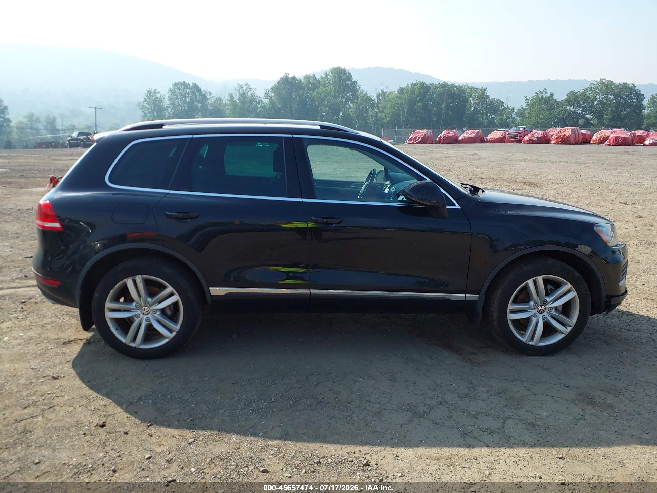 2012 Volkswagen Touareg Tdi Executive Черный vin: WVGFK9BPXCD000292