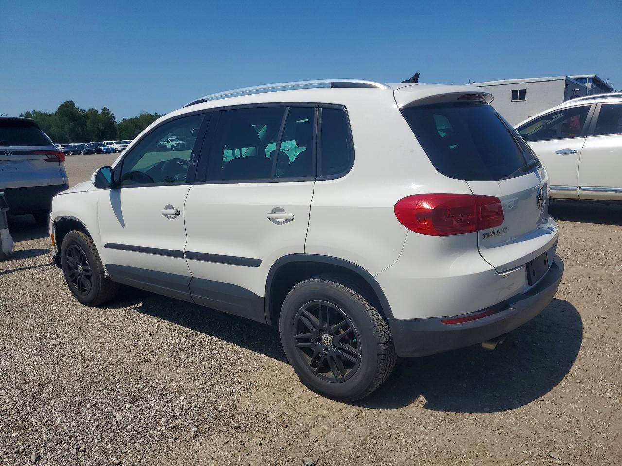 2013 Volkswagen Tiguan S White vin: WVGHV7AX6DW522753