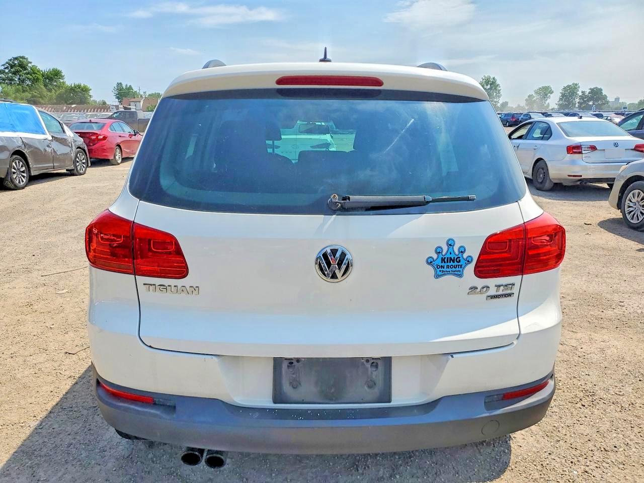 2014 Volkswagen Tiguan S White vin: WVGJV3AX2EW524432