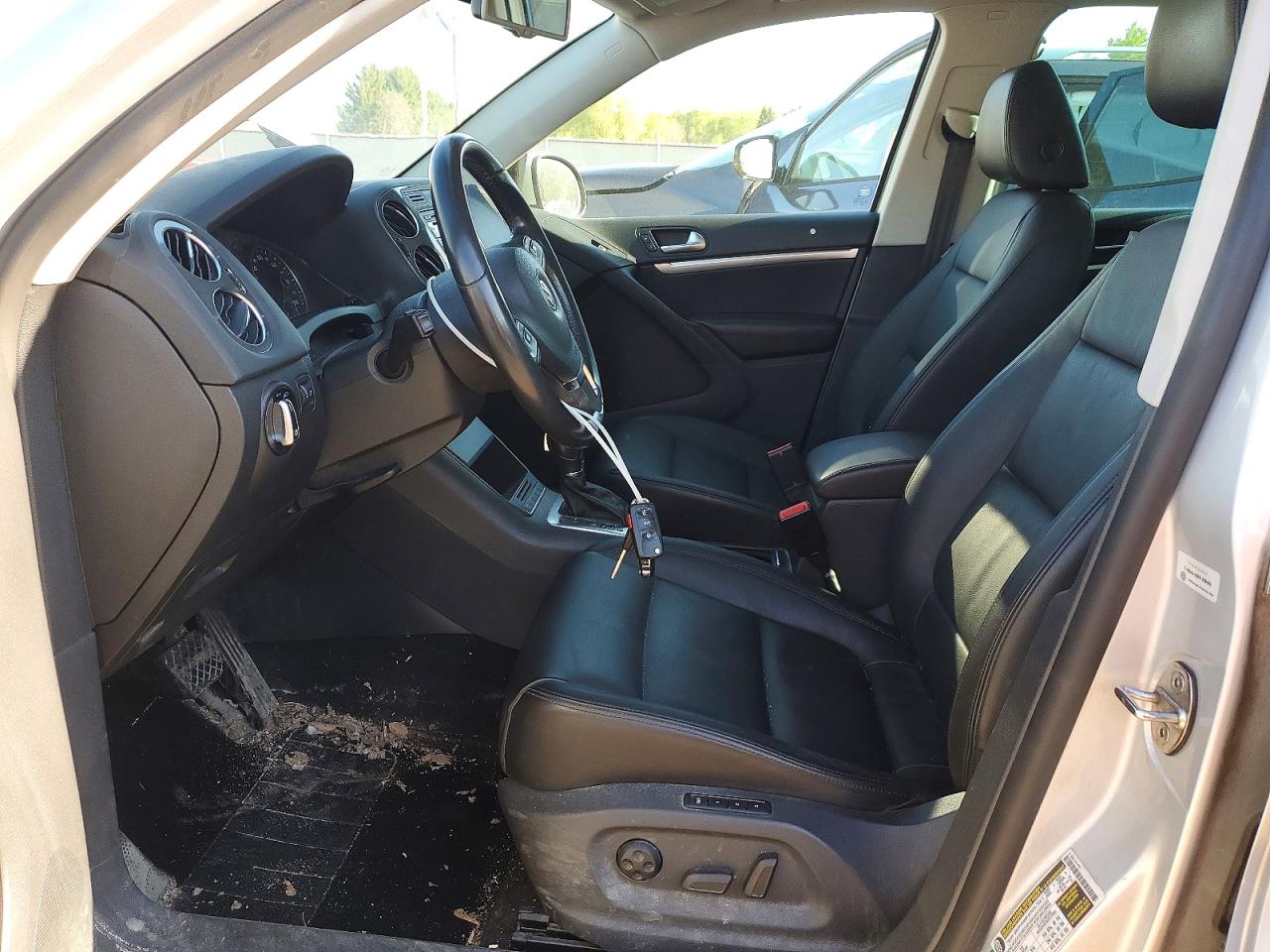 2013 Volkswagen Tiguan S Silver vin: WVGJV3AX3DW591622