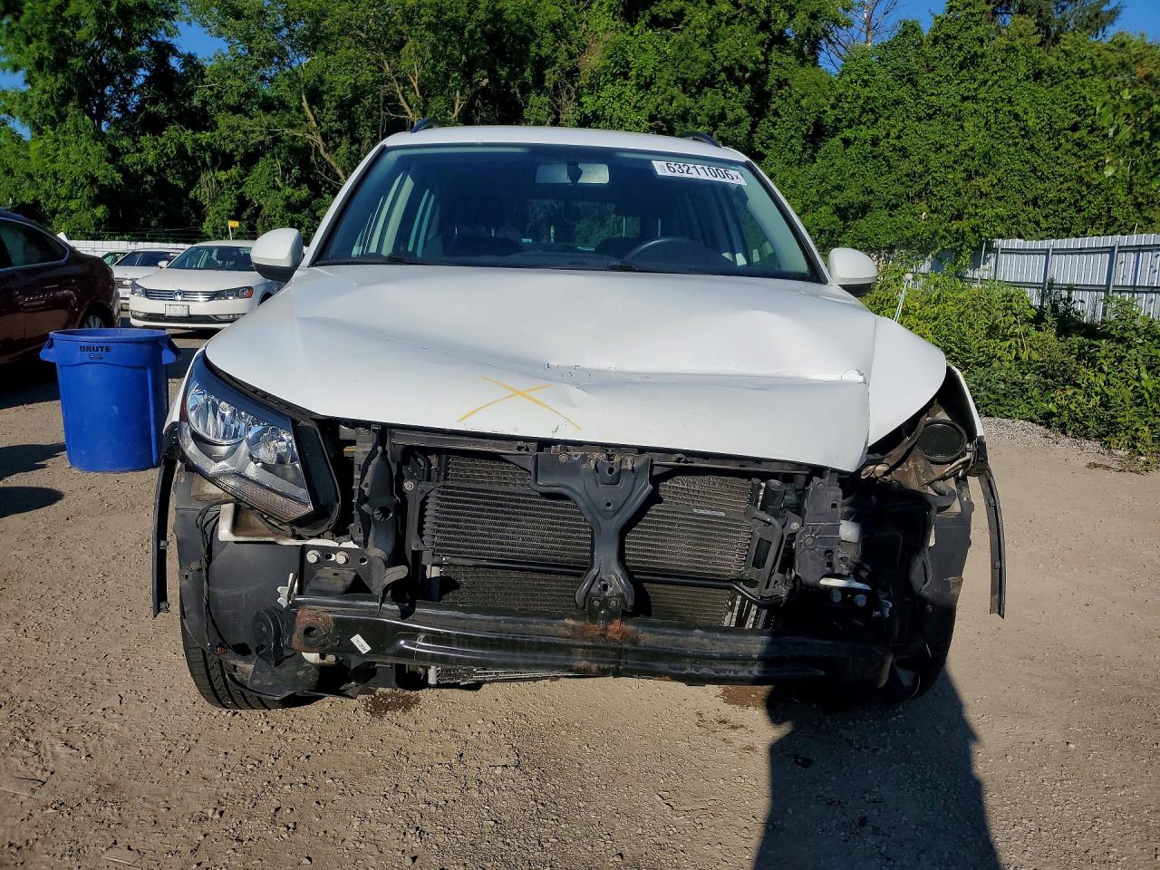 2014 Volkswagen Tiguan S White vin: WVGJV3AX9EW593375