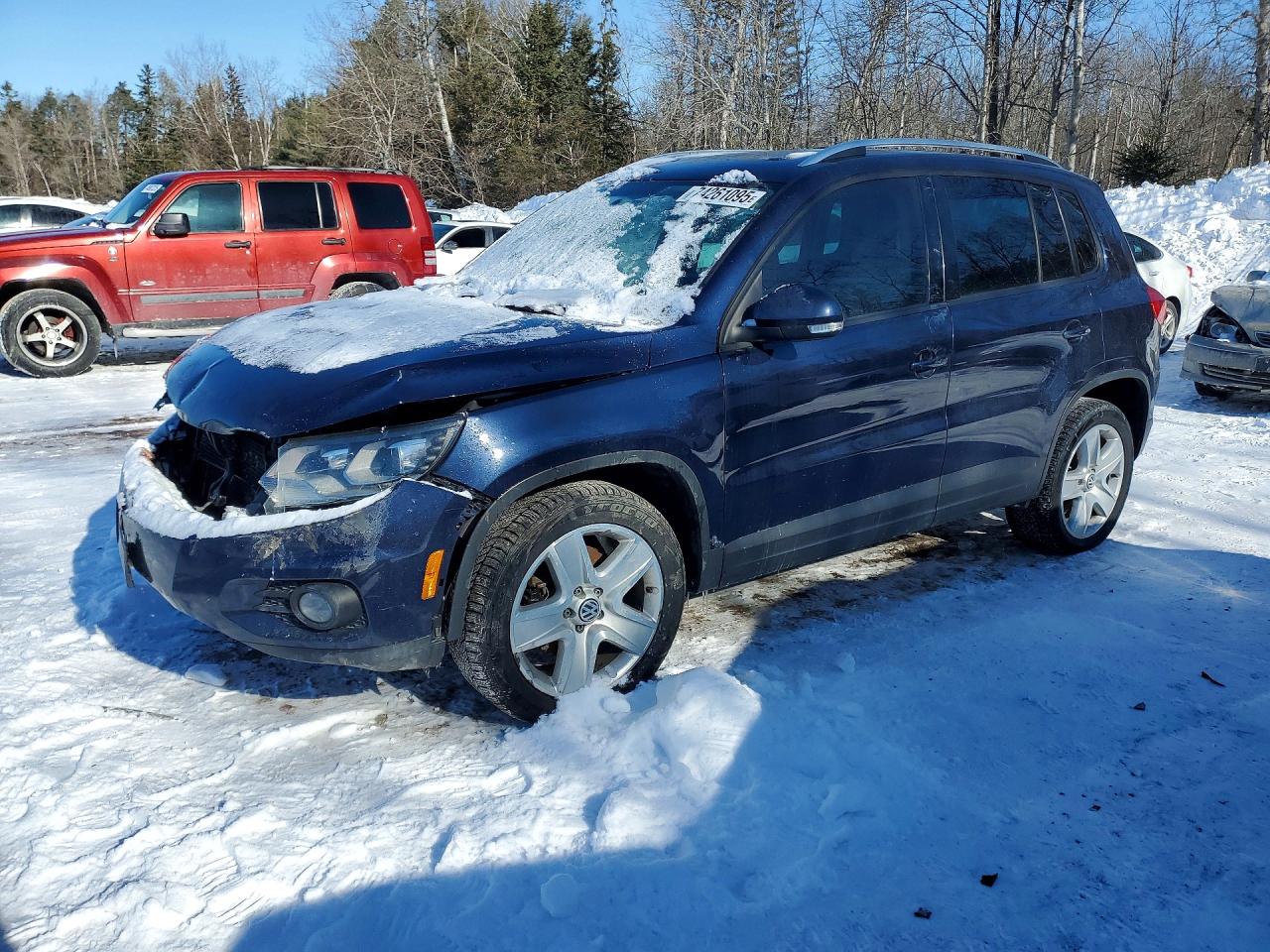 2015 Volkswagen Tiguan S Blue vin: WVGJV7AX1FW553557