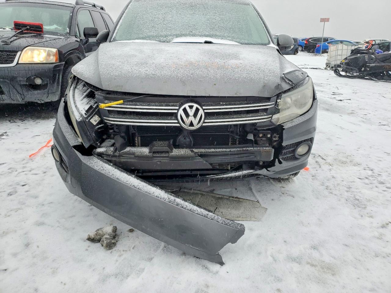 2015 Volkswagen Tiguan S Charcoal vin: WVGJV7AX2FW521927