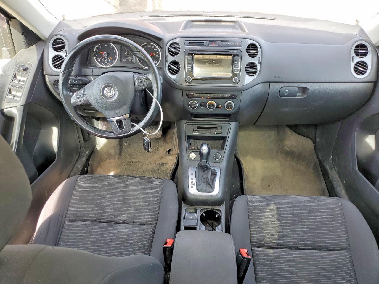 2015 Volkswagen Tiguan S Gray vin: WVGJV7AX2FW578063