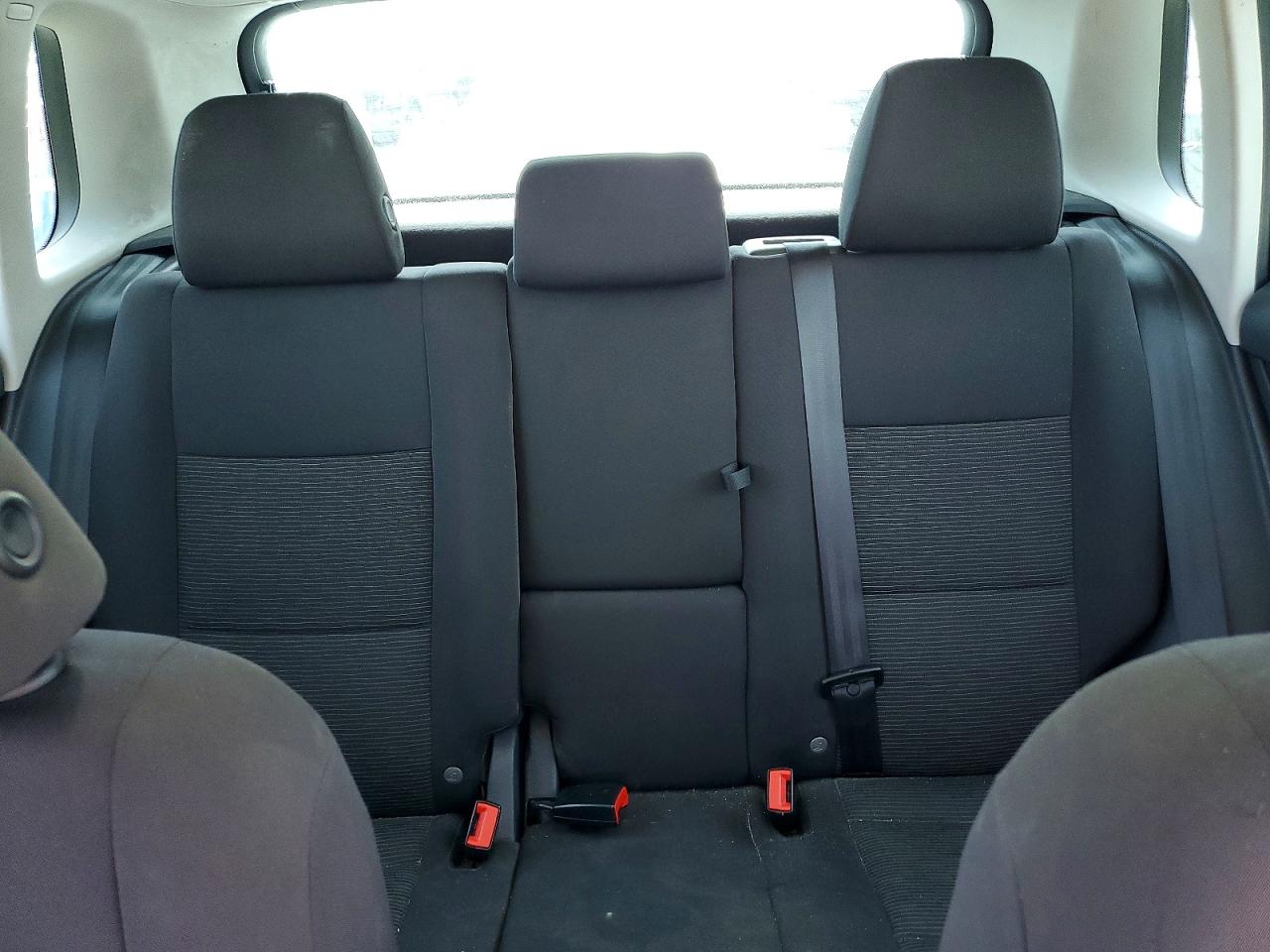 2015 Volkswagen Tiguan S Gray vin: WVGJV7AX2FW578063