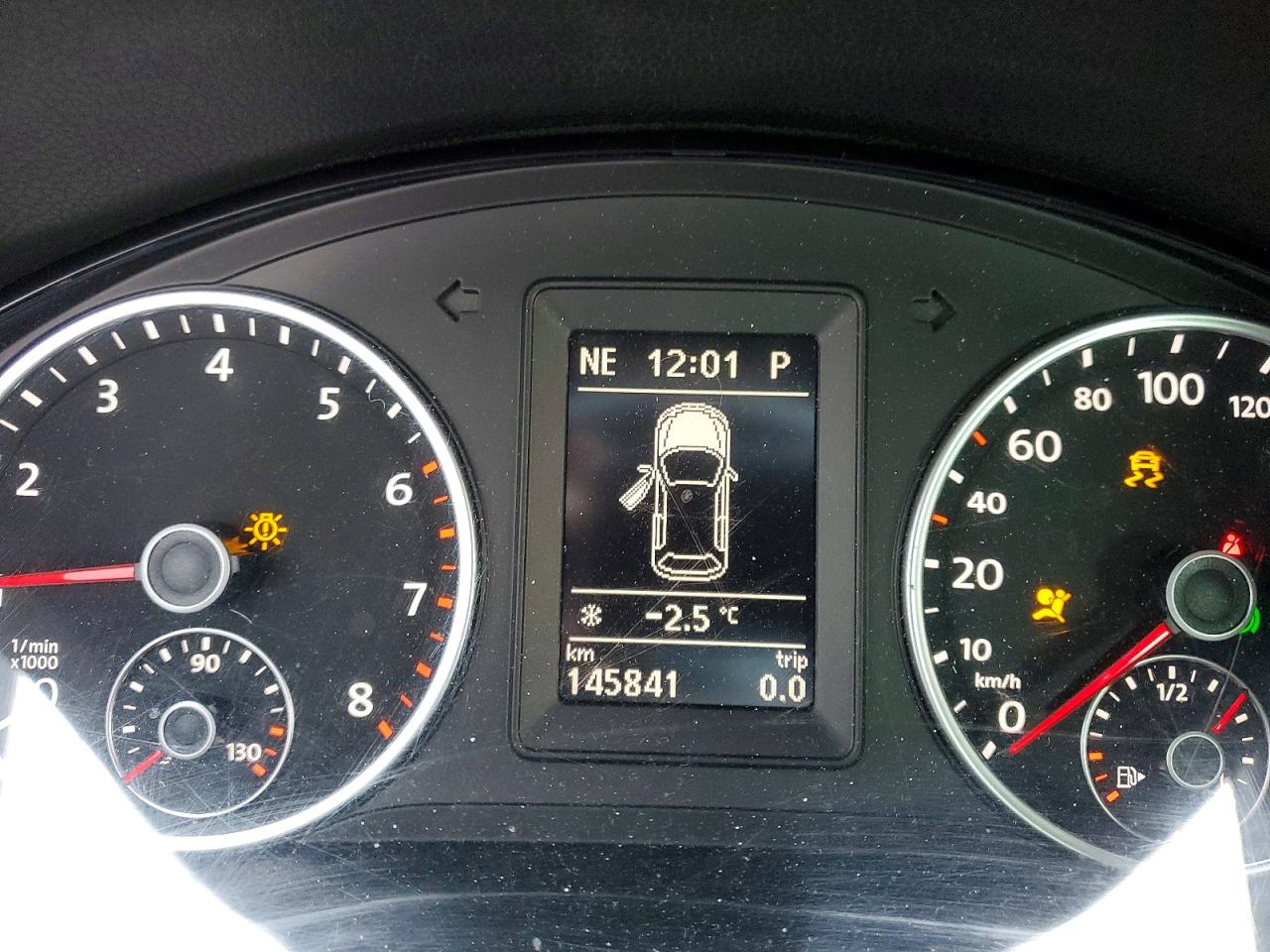 2015 Volkswagen Tiguan S Black vin: WVGJV7AX2FW612941