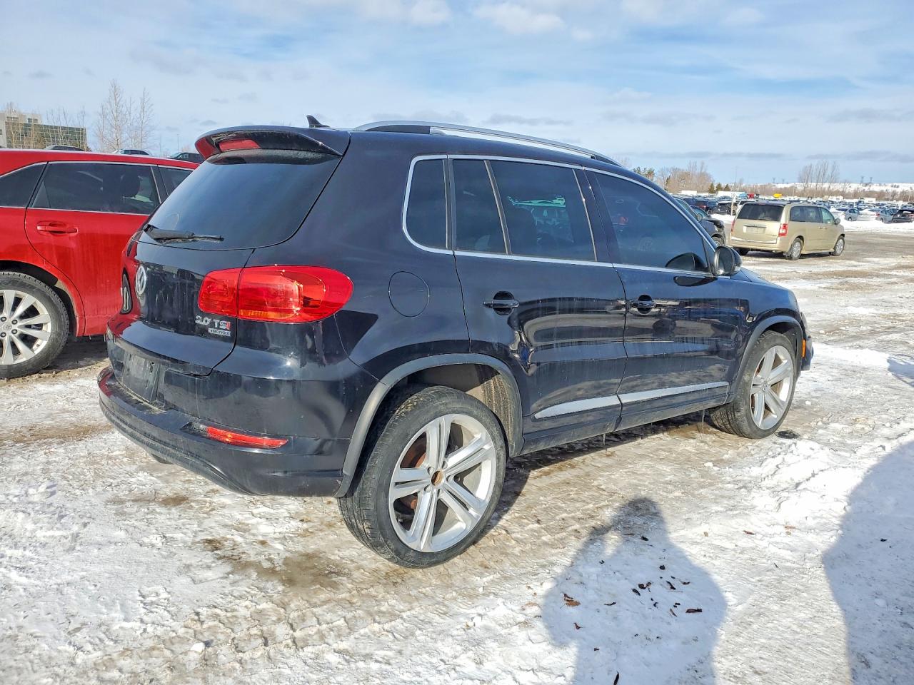 2015 Volkswagen Tiguan S Black vin: WVGJV7AX2FW612941