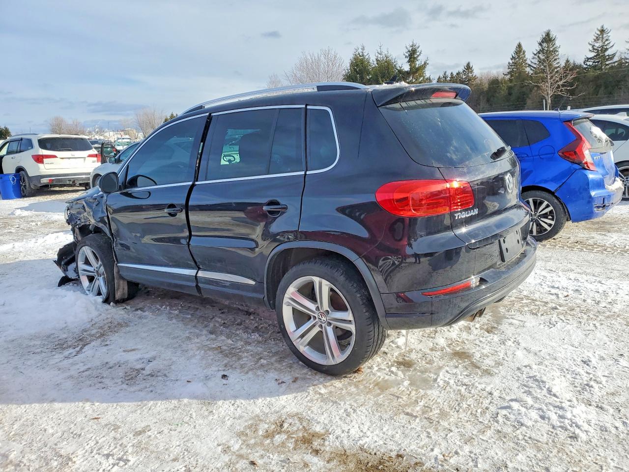 2015 Volkswagen Tiguan S Black vin: WVGJV7AX2FW612941