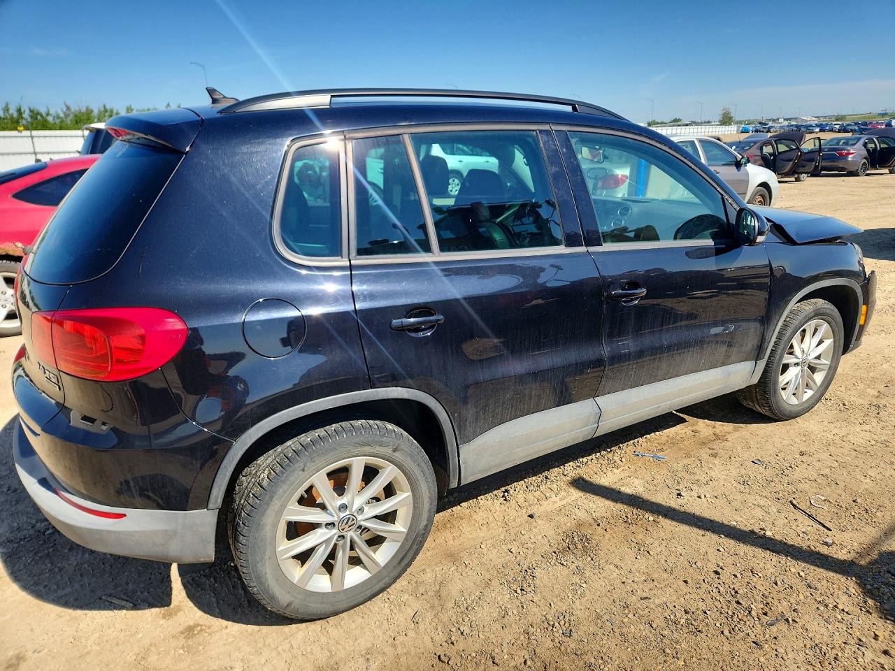 2015 Volkswagen Tiguan S Black vin: WVGJV7AX3FW548361