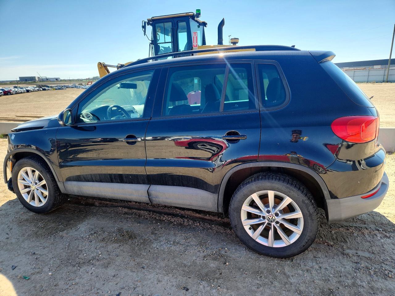 2015 Volkswagen Tiguan S Black vin: WVGJV7AX3FW548361
