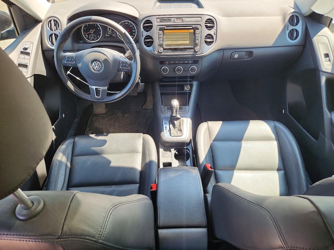2013 Volkswagen Tiguan S Черный vin: WVGJV7AX6DW524682