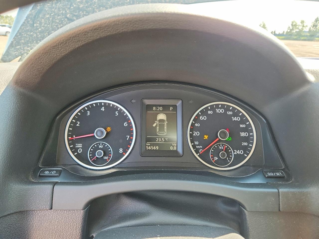 2013 Volkswagen Tiguan S Черный vin: WVGJV7AX6DW524682