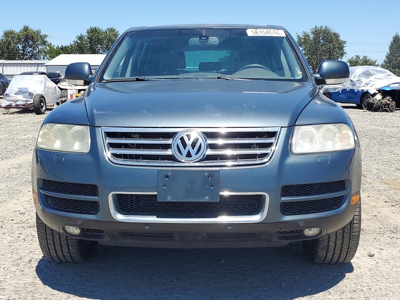 2005 Volkswagen Touareg V8 Gray vin: WVGMM77L55D009108