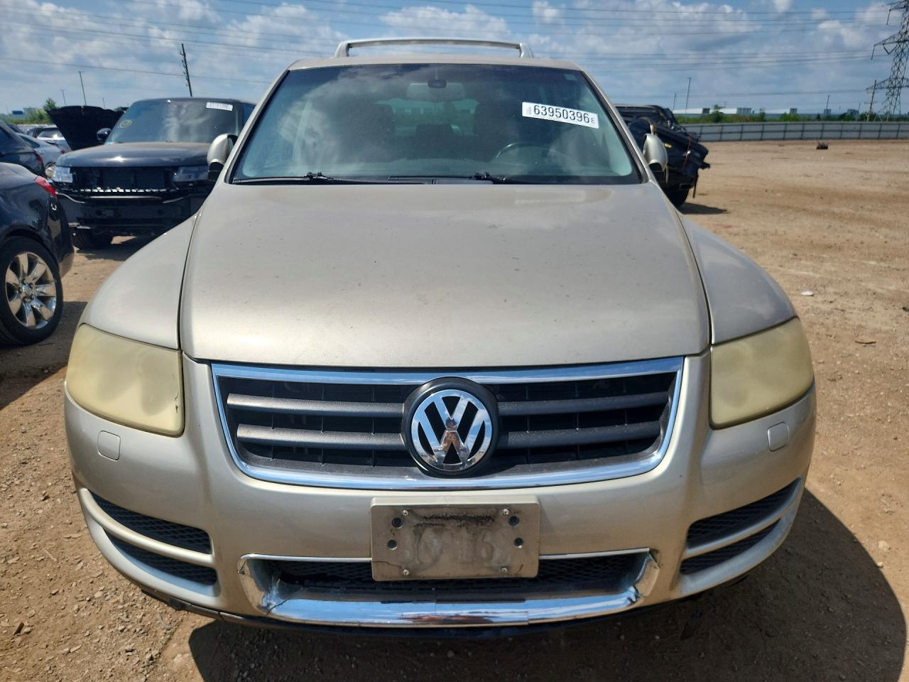 2005 Volkswagen Touareg 4.2 Cream vin: WVGMM77L75D001706
