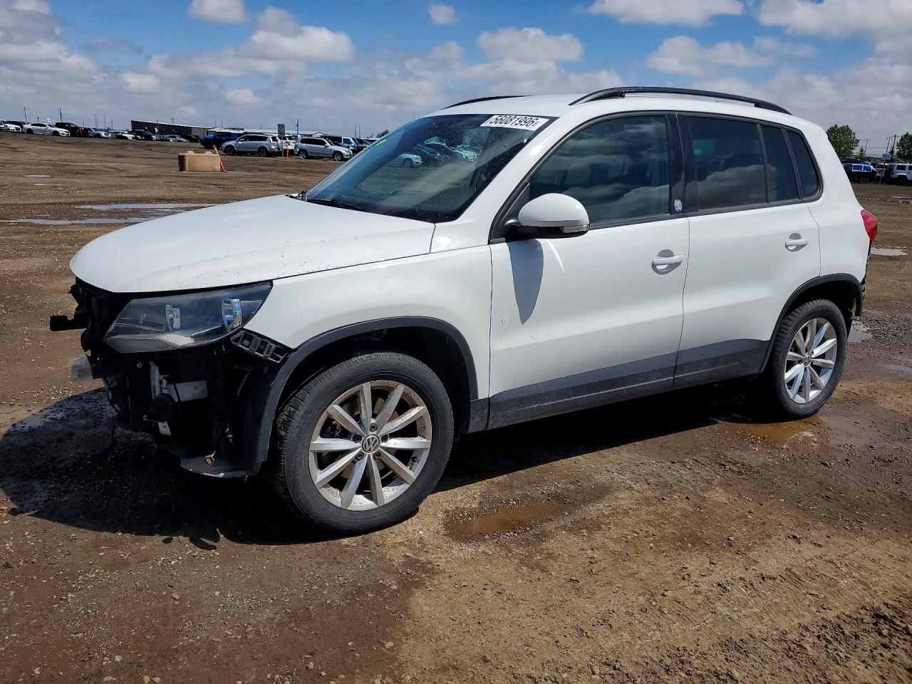 2017 Volkswagen Tiguan Wolfsburg White vin: WVGNV7AX3HK032822