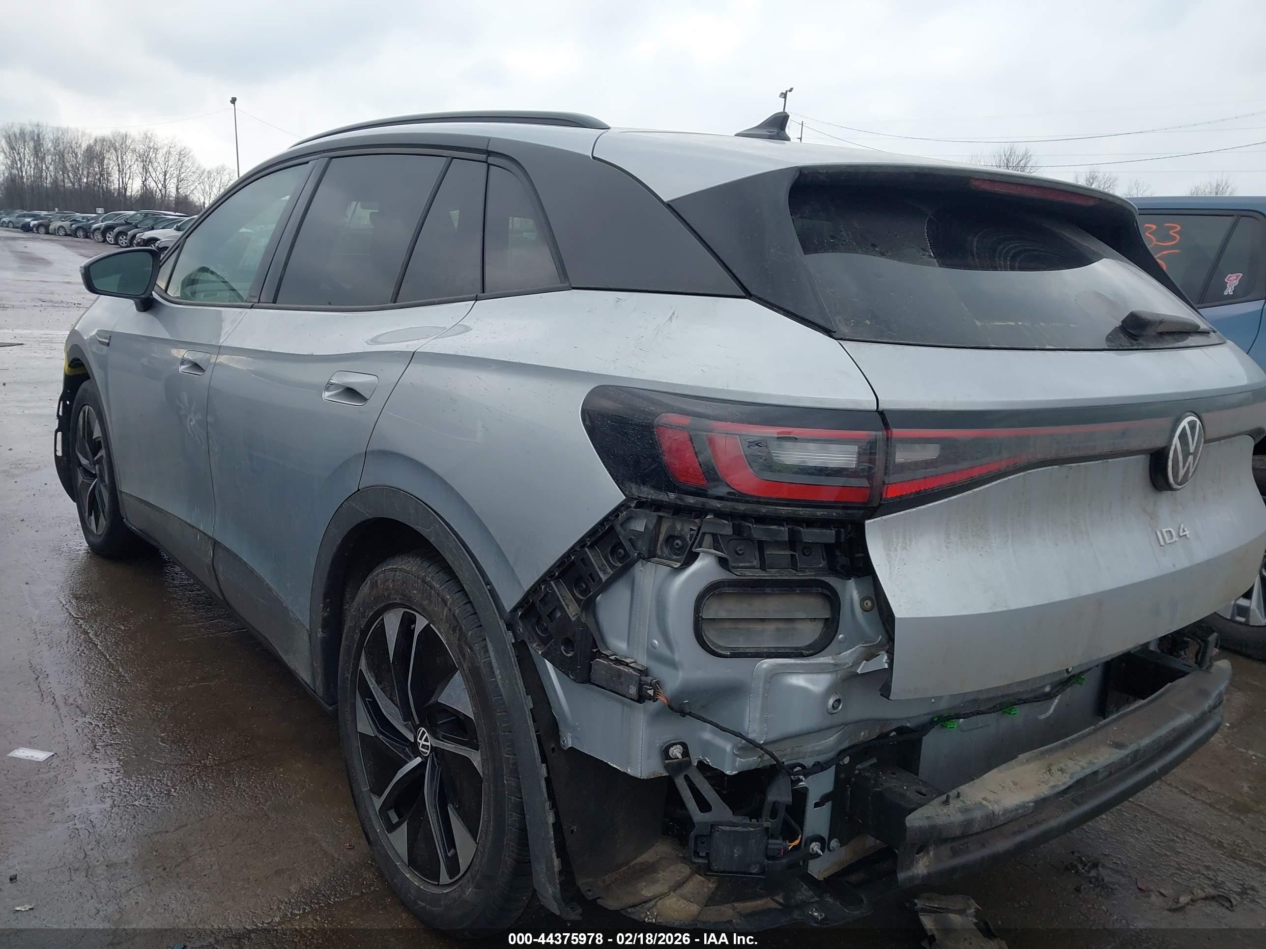 2021 Volkswagen Id.4 Pro Серебряный vin: WVGRMPE28MP023615