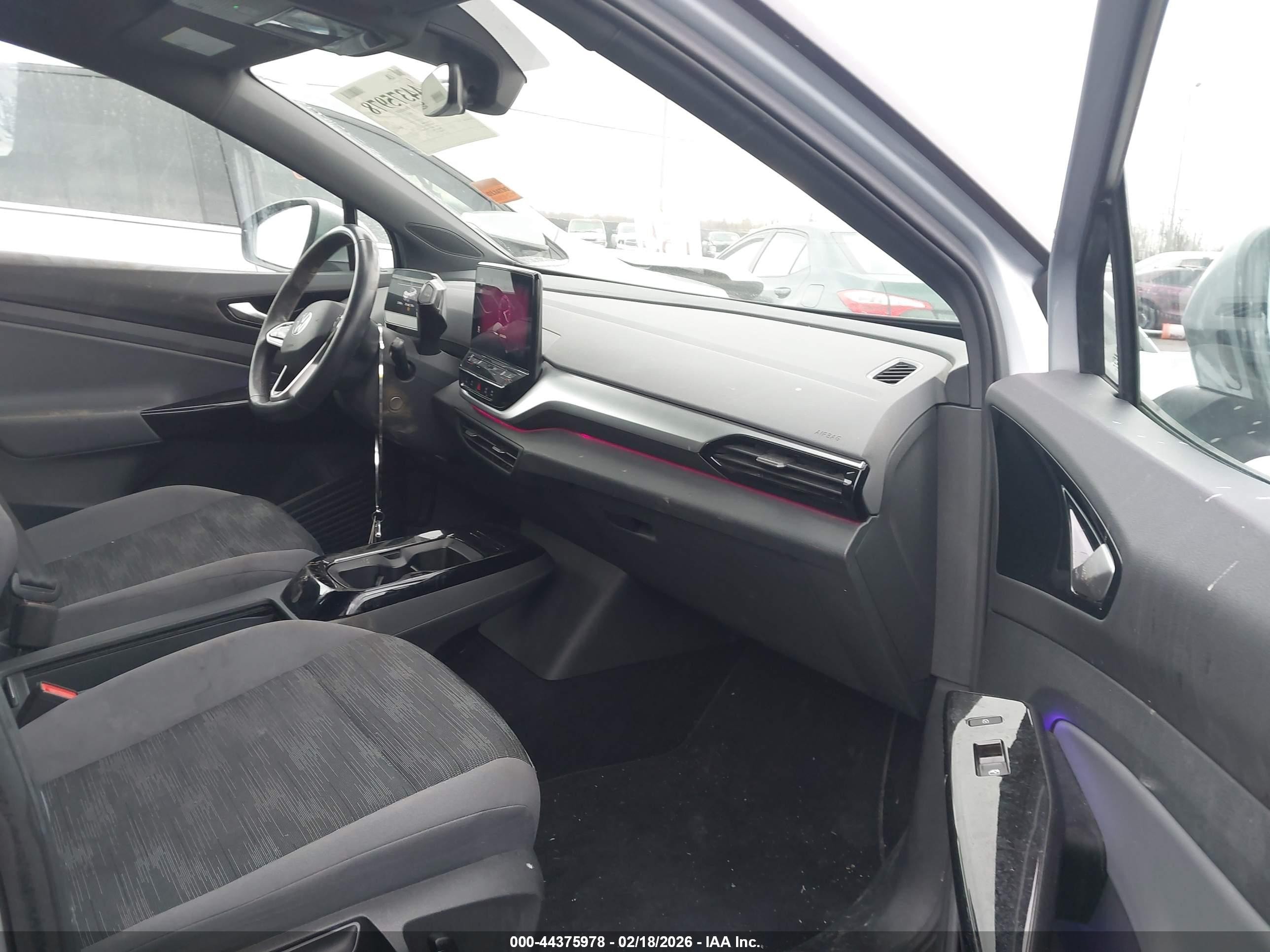 2021 Volkswagen Id.4 Pro Серебряный vin: WVGRMPE28MP023615