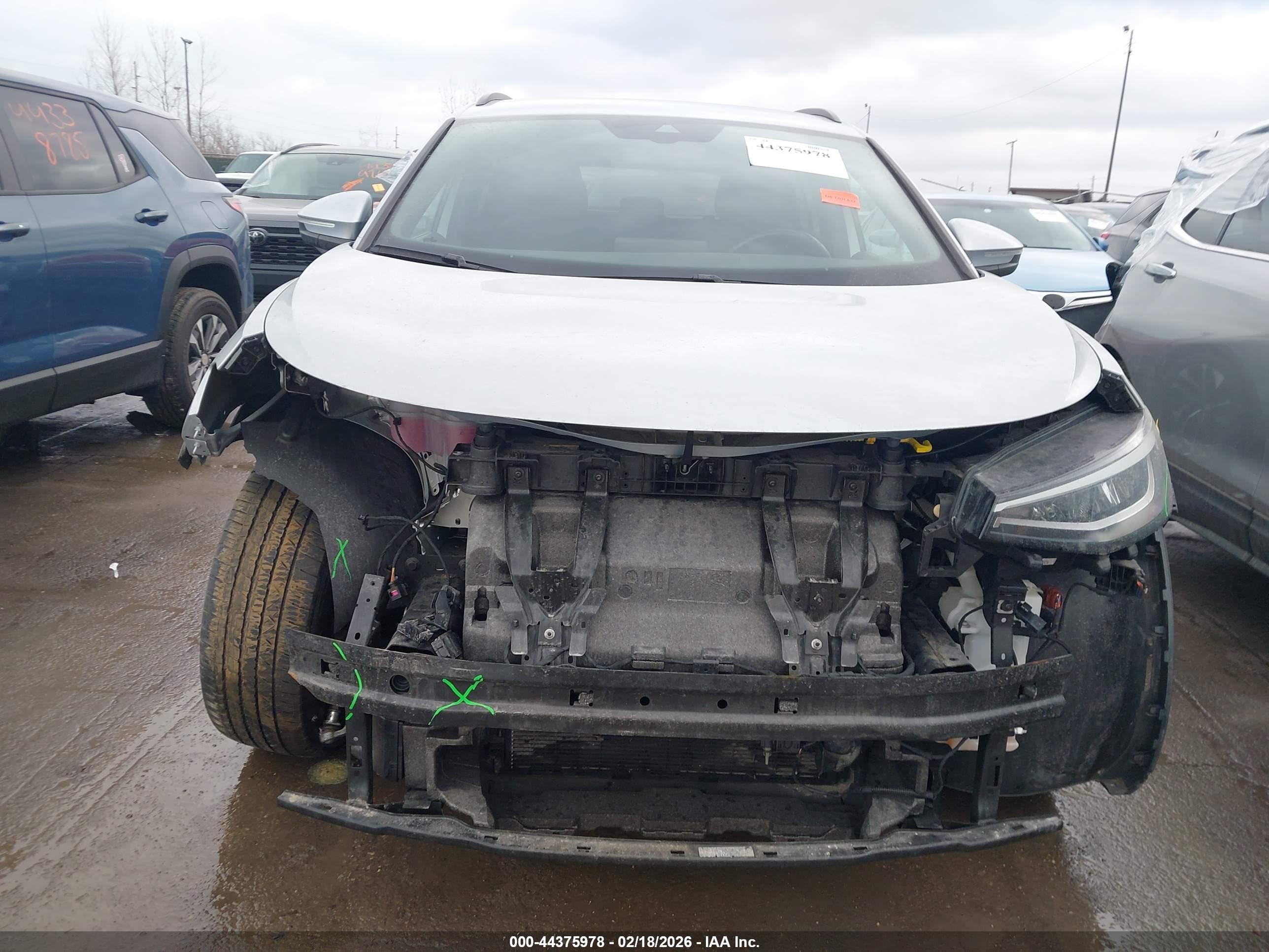 2021 Volkswagen Id.4 Pro Серебряный vin: WVGRMPE28MP023615