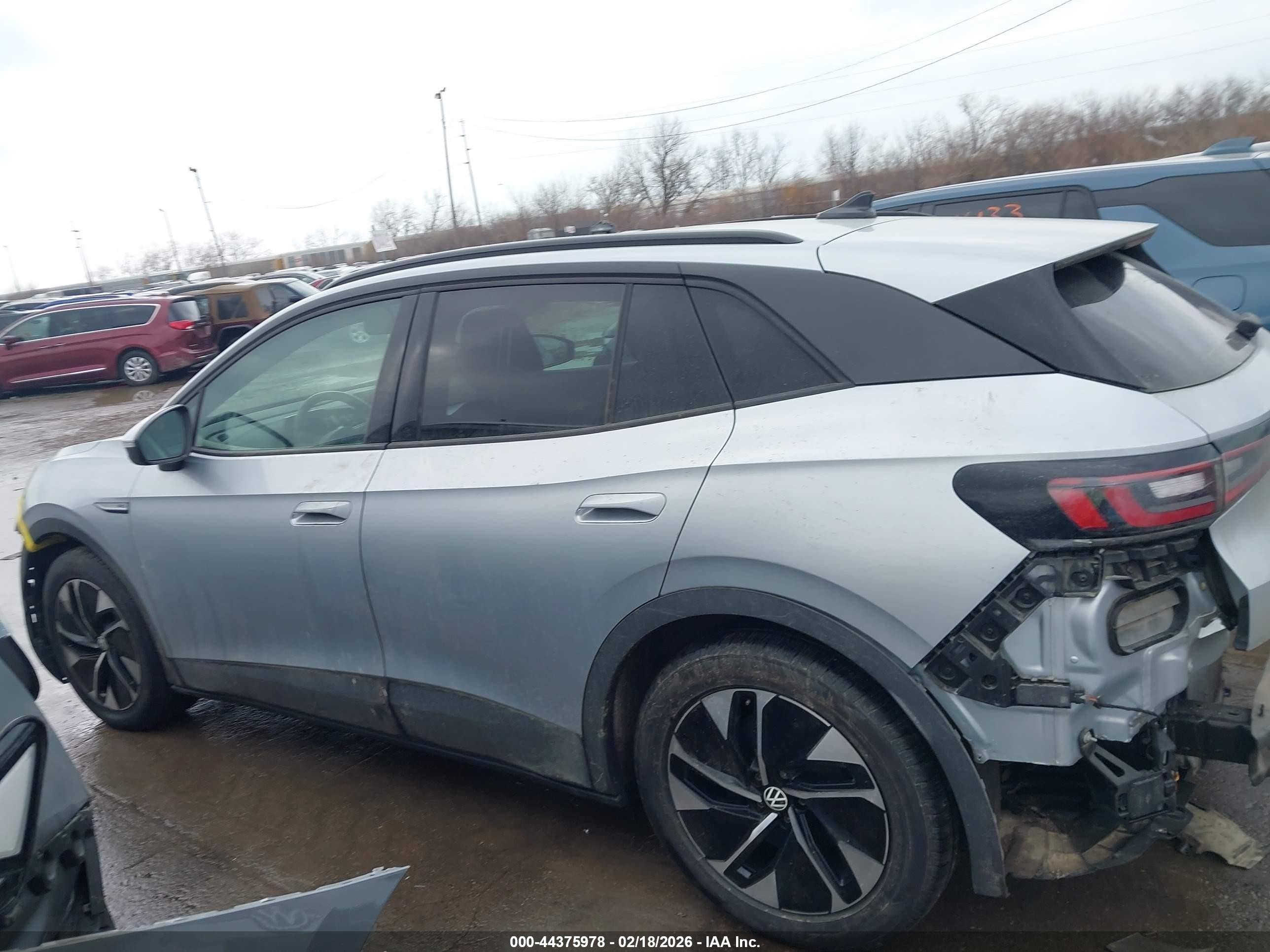 2021 Volkswagen Id.4 Pro Серебряный vin: WVGRMPE28MP023615