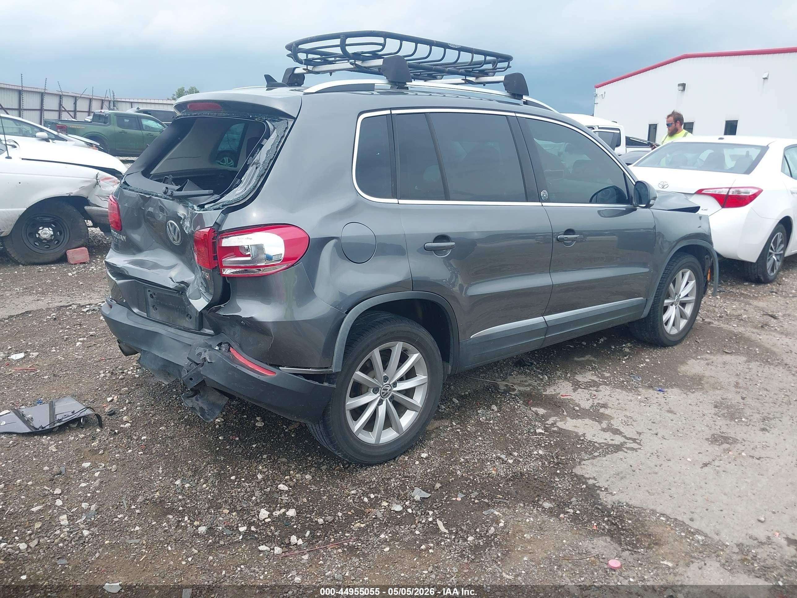 2017 Volkswagen Tiguan 2.0t Wolfsburg Edition Gray vin: WVGRV7AX0HK031211