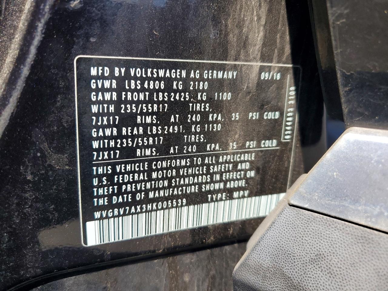 2017 Volkswagen Tiguan Wolfsburg Black vin: WVGRV7AX3HK005539