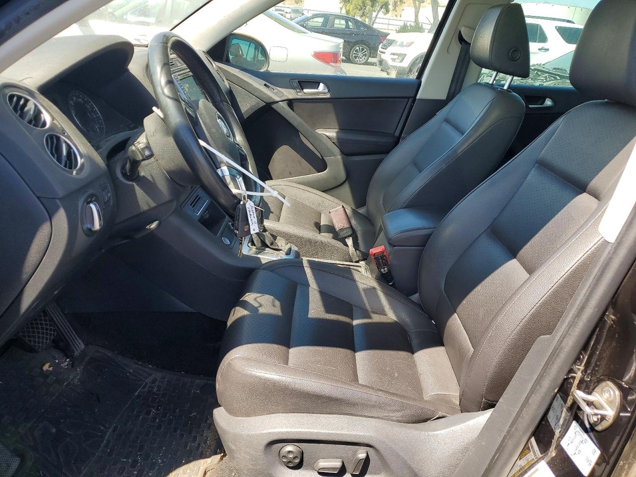 2017 Volkswagen Tiguan Wolfsburg Black vin: WVGRV7AX3HK005539