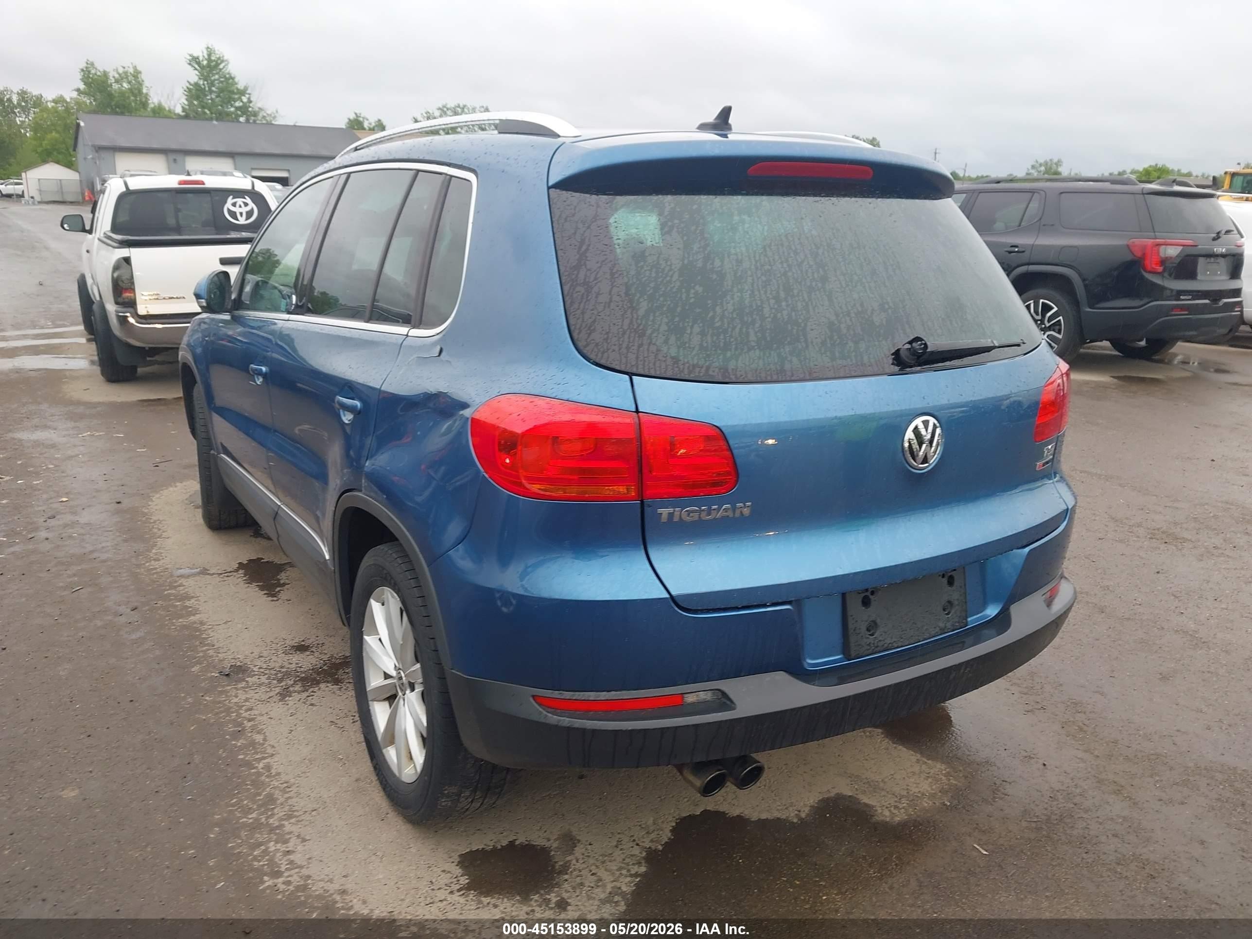 2017 Volkswagen Tiguan 2.0t Wolfsburg Edition Blue vin: WVGSV7AX2HW507498