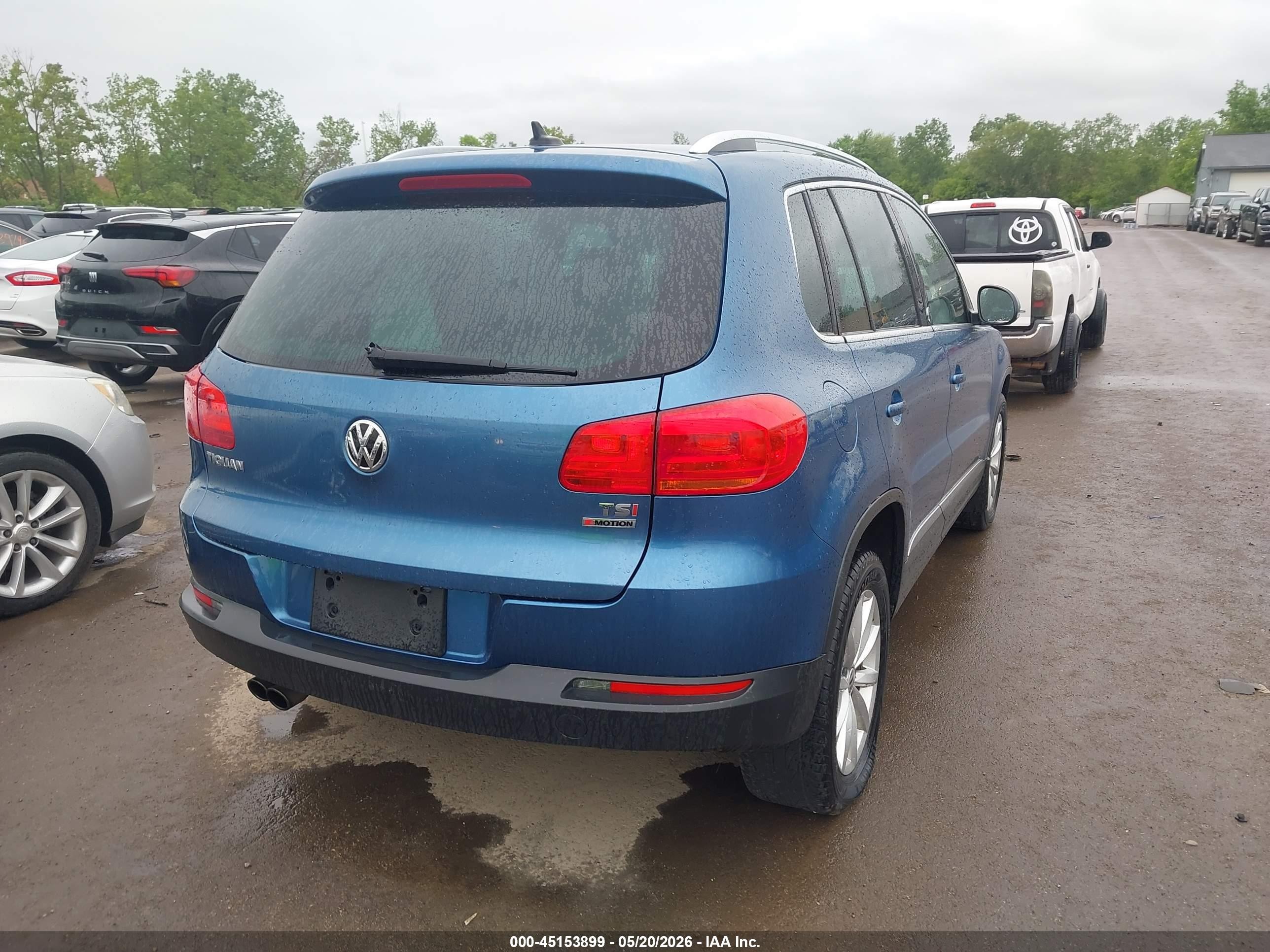 2017 Volkswagen Tiguan 2.0t Wolfsburg Edition Blue vin: WVGSV7AX2HW507498