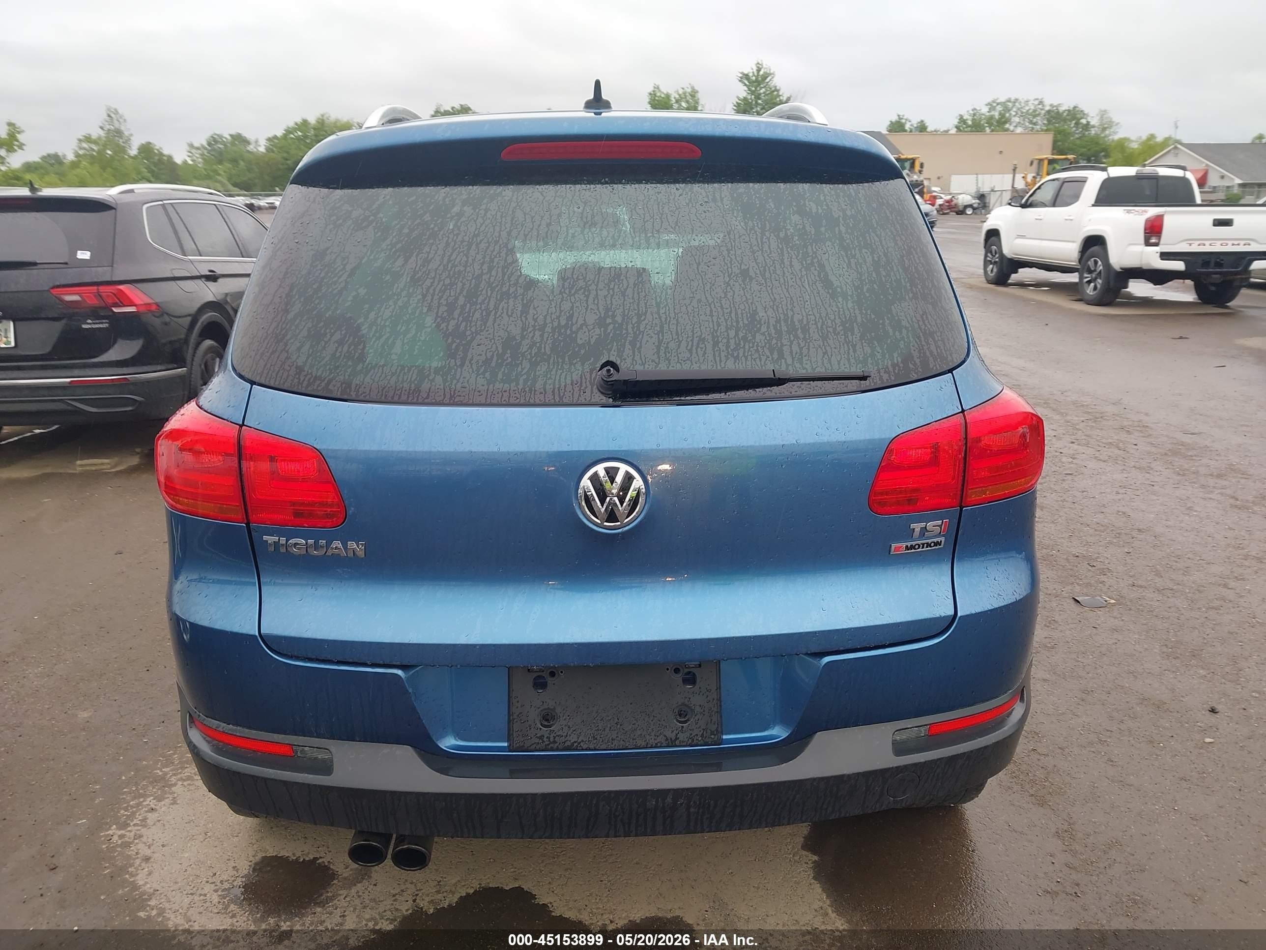 2017 Volkswagen Tiguan 2.0t Wolfsburg Edition Blue vin: WVGSV7AX2HW507498