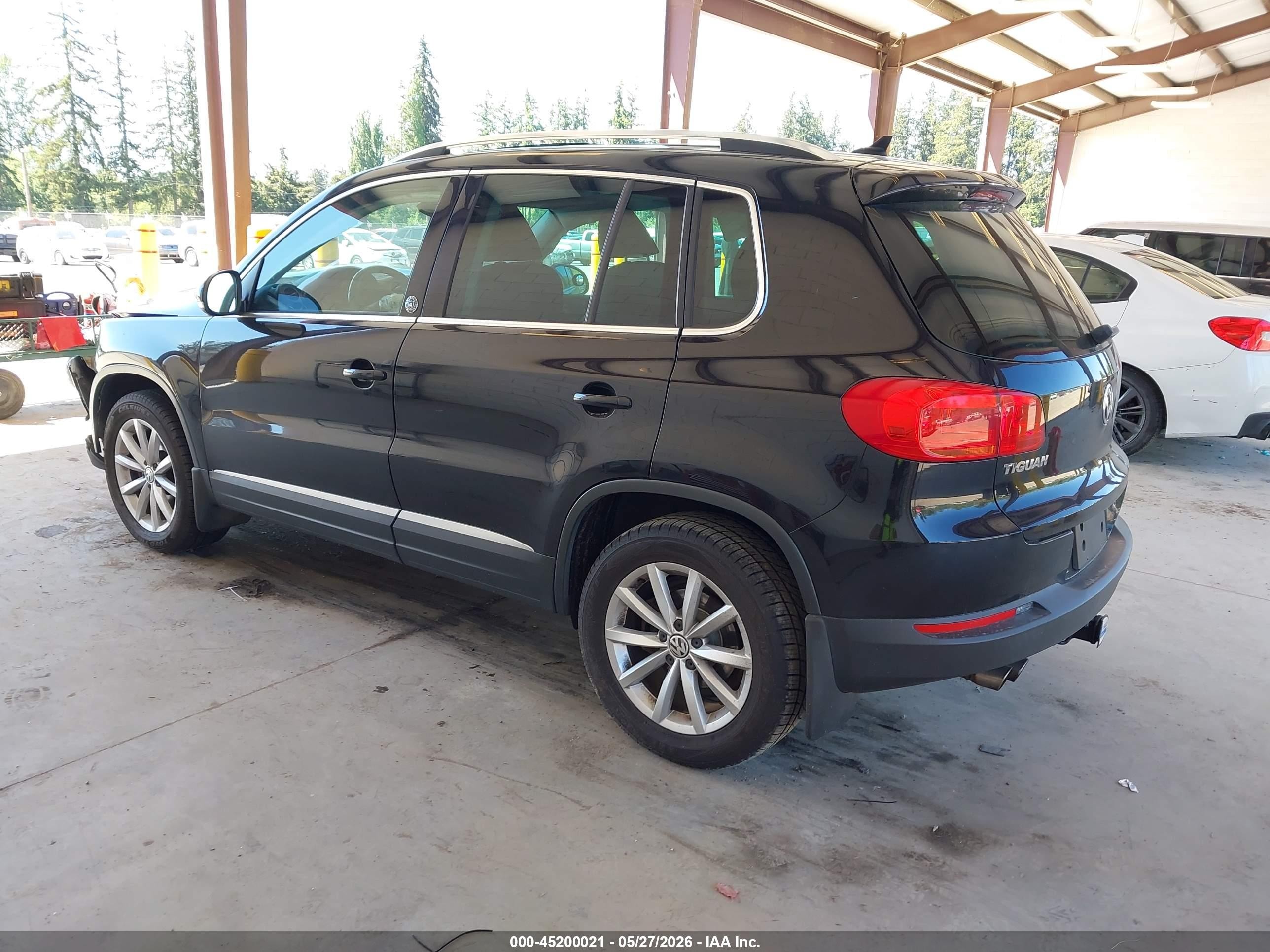2017 Volkswagen Tiguan 2.0t Wolfsburg Edition Black vin: WVGSV7AX5HK011277