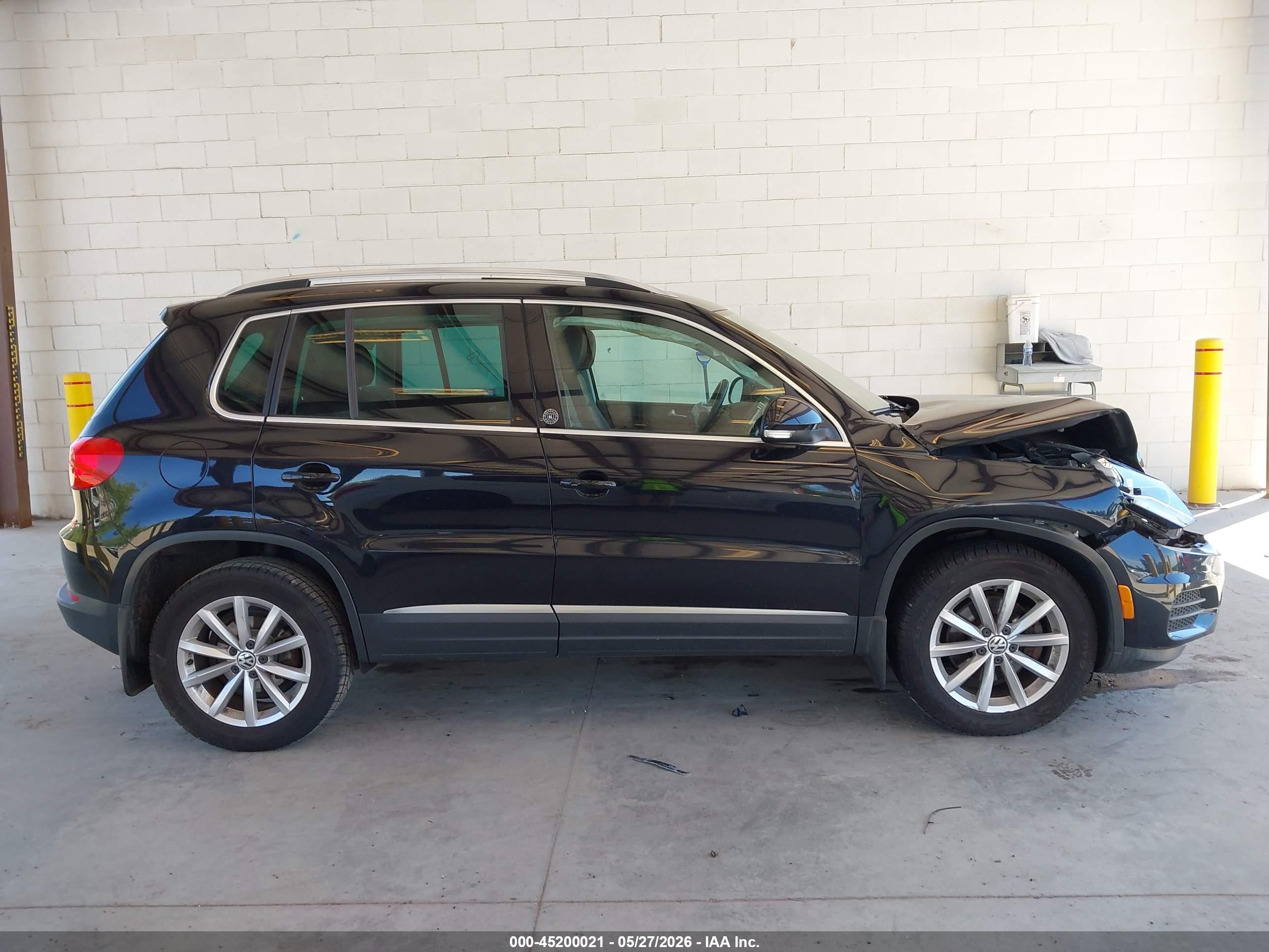 2017 Volkswagen Tiguan 2.0t Wolfsburg Edition Black vin: WVGSV7AX5HK011277