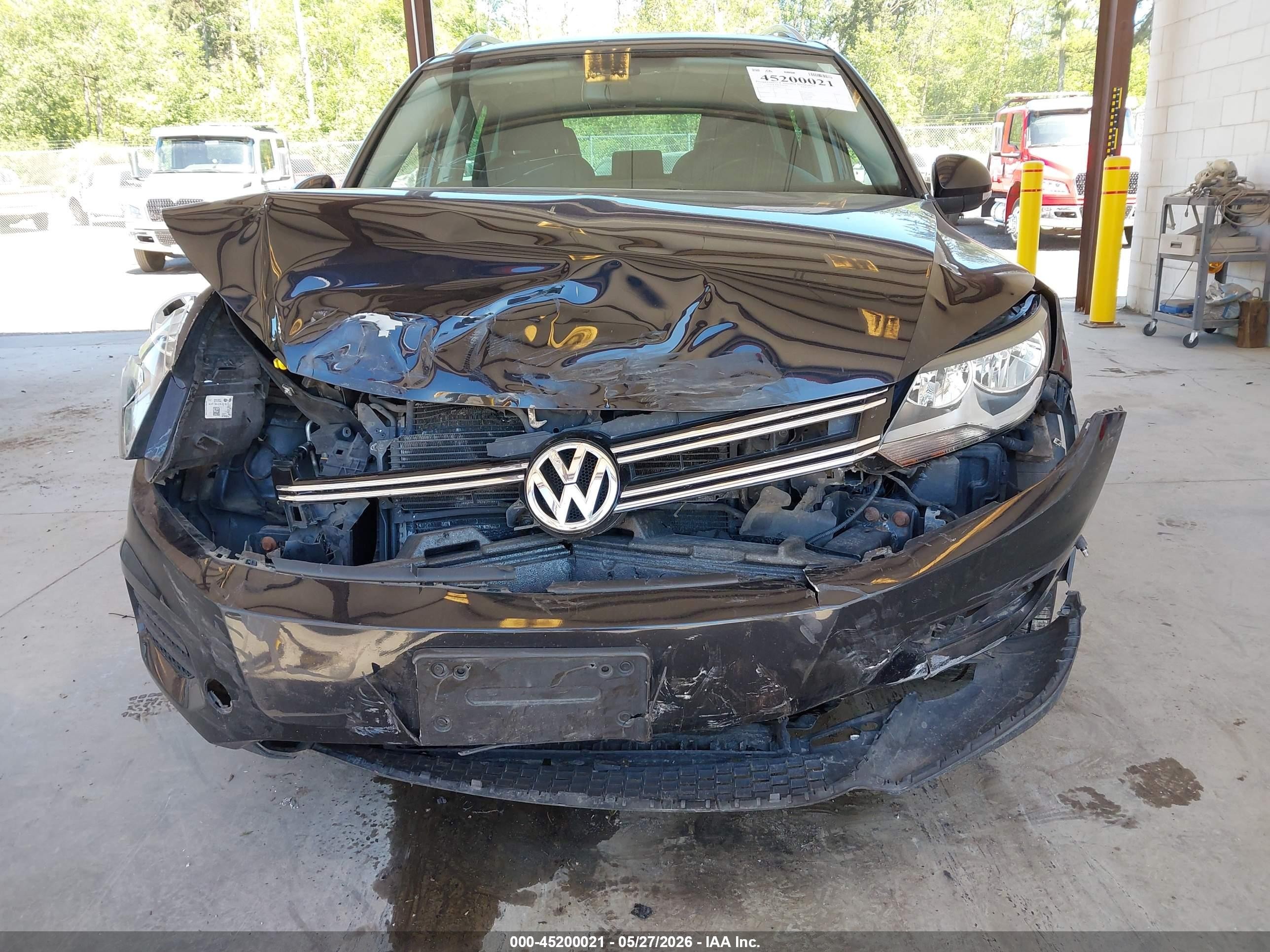 2017 Volkswagen Tiguan 2.0t Wolfsburg Edition Black vin: WVGSV7AX5HK011277