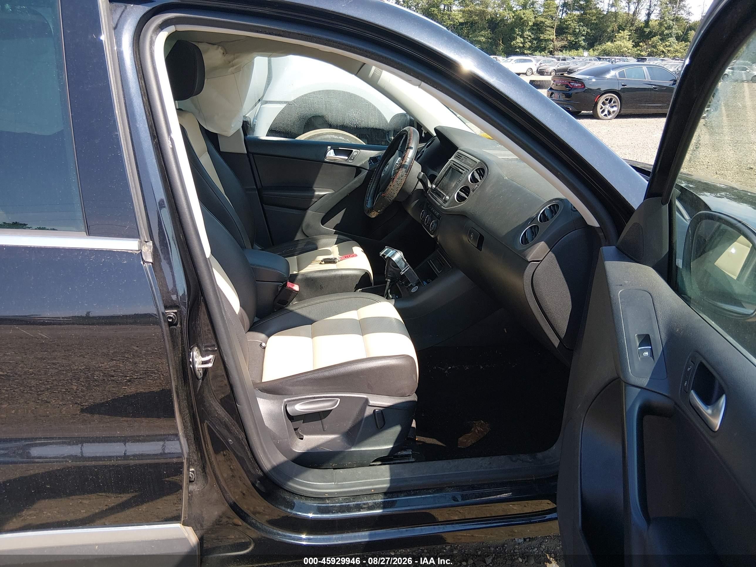 2017 Volkswagen Tiguan 2.0t Wolfsburg Edition Черный vin: WVGSV7AX7HK015296