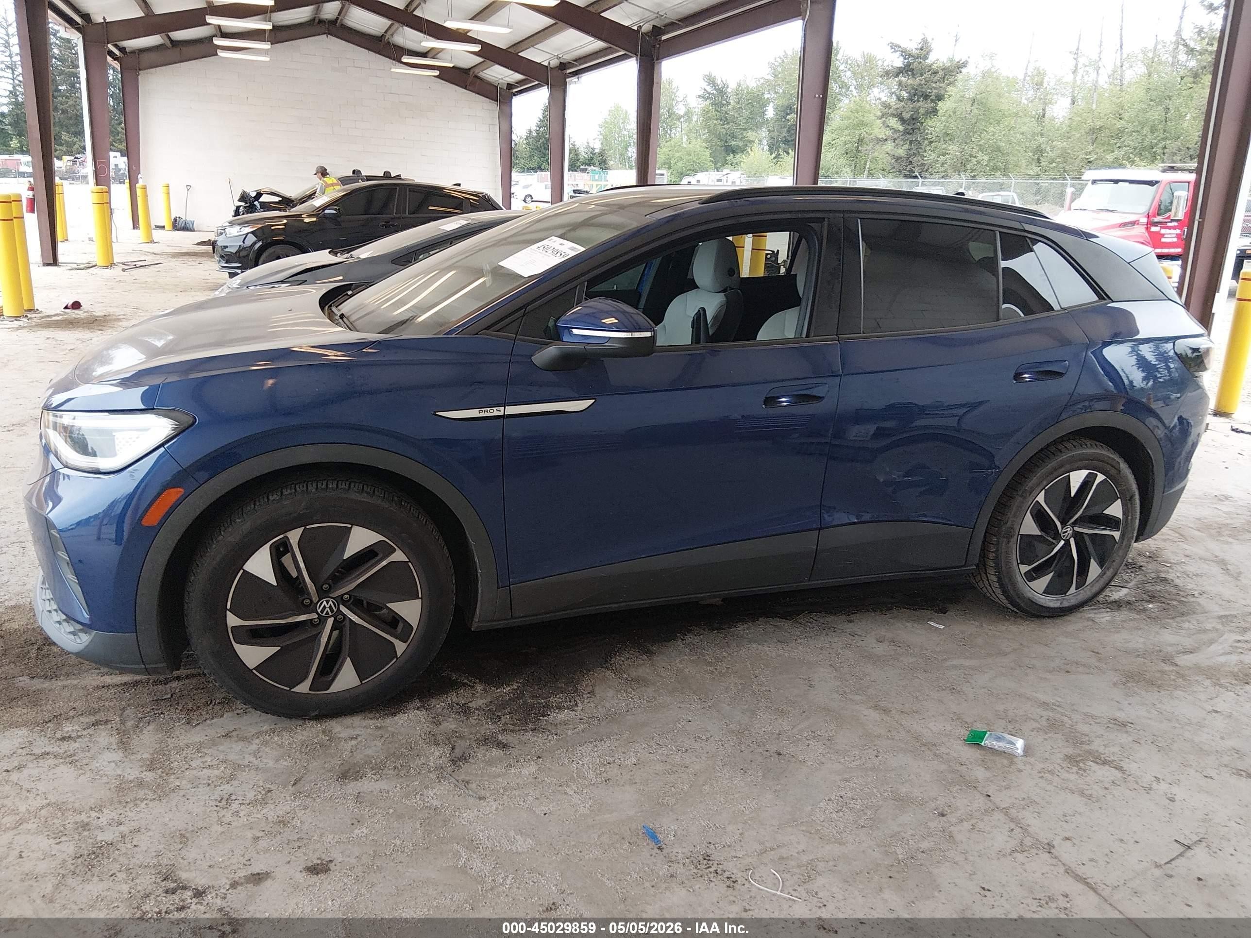 2021 Volkswagen Id.4 Pro S Blue vin: WVGTMPE25MP033895