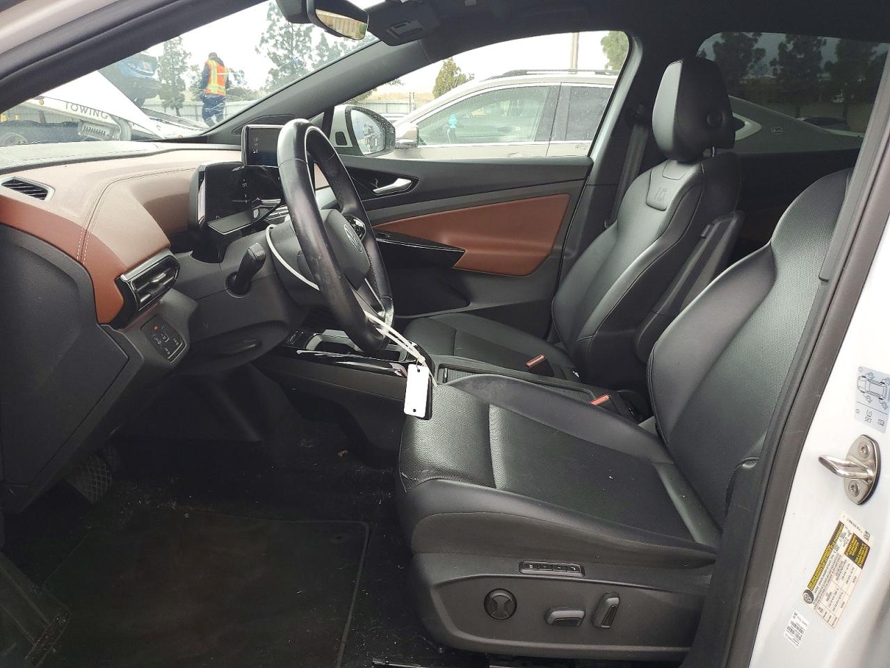 2021 Volkswagen Id.4 Pro S Белый vin: WVGTMPE2XMP028045