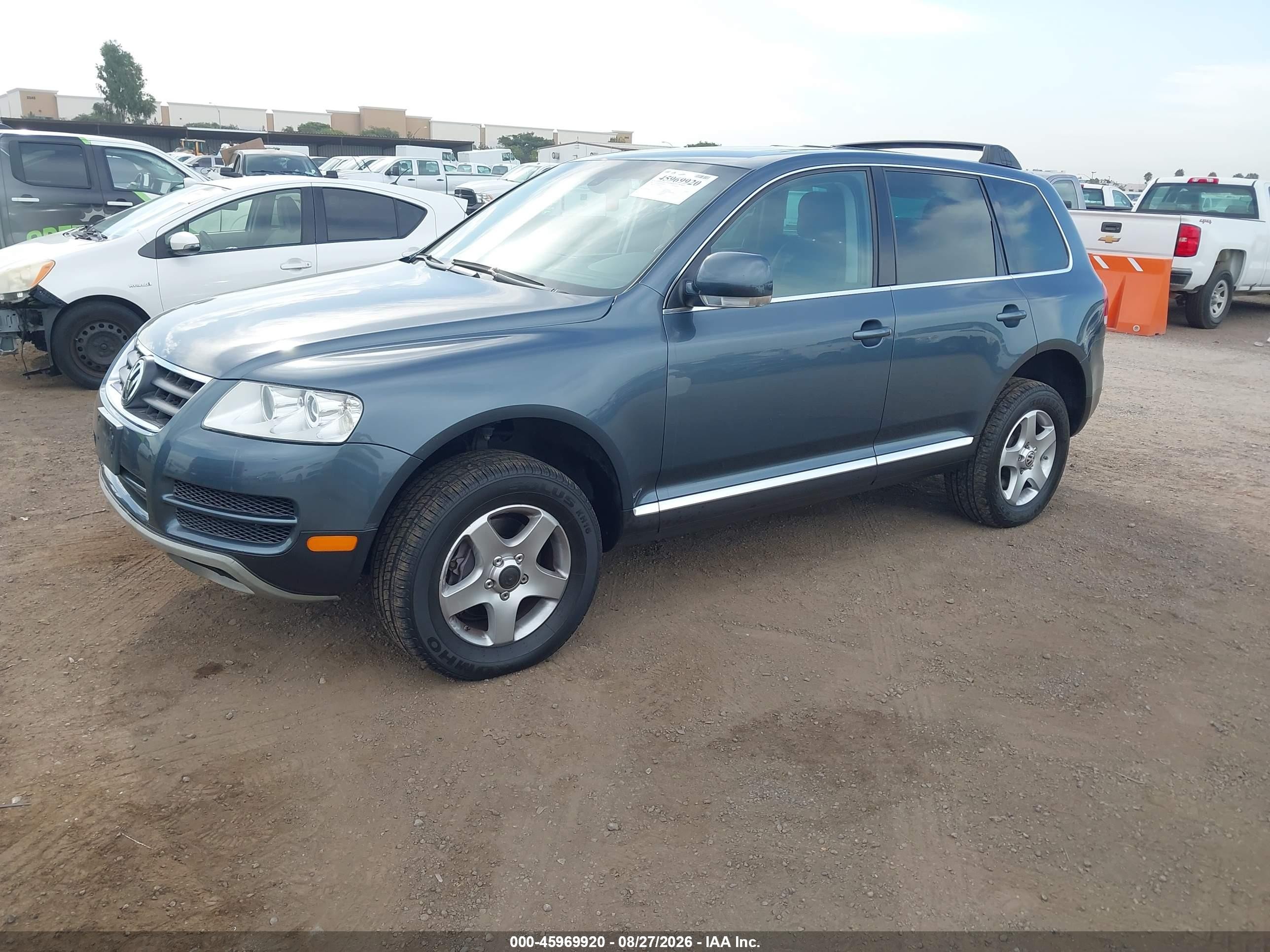 2004 Volkswagen Touareg V6 Серый vin: WVGZC67L14D002321