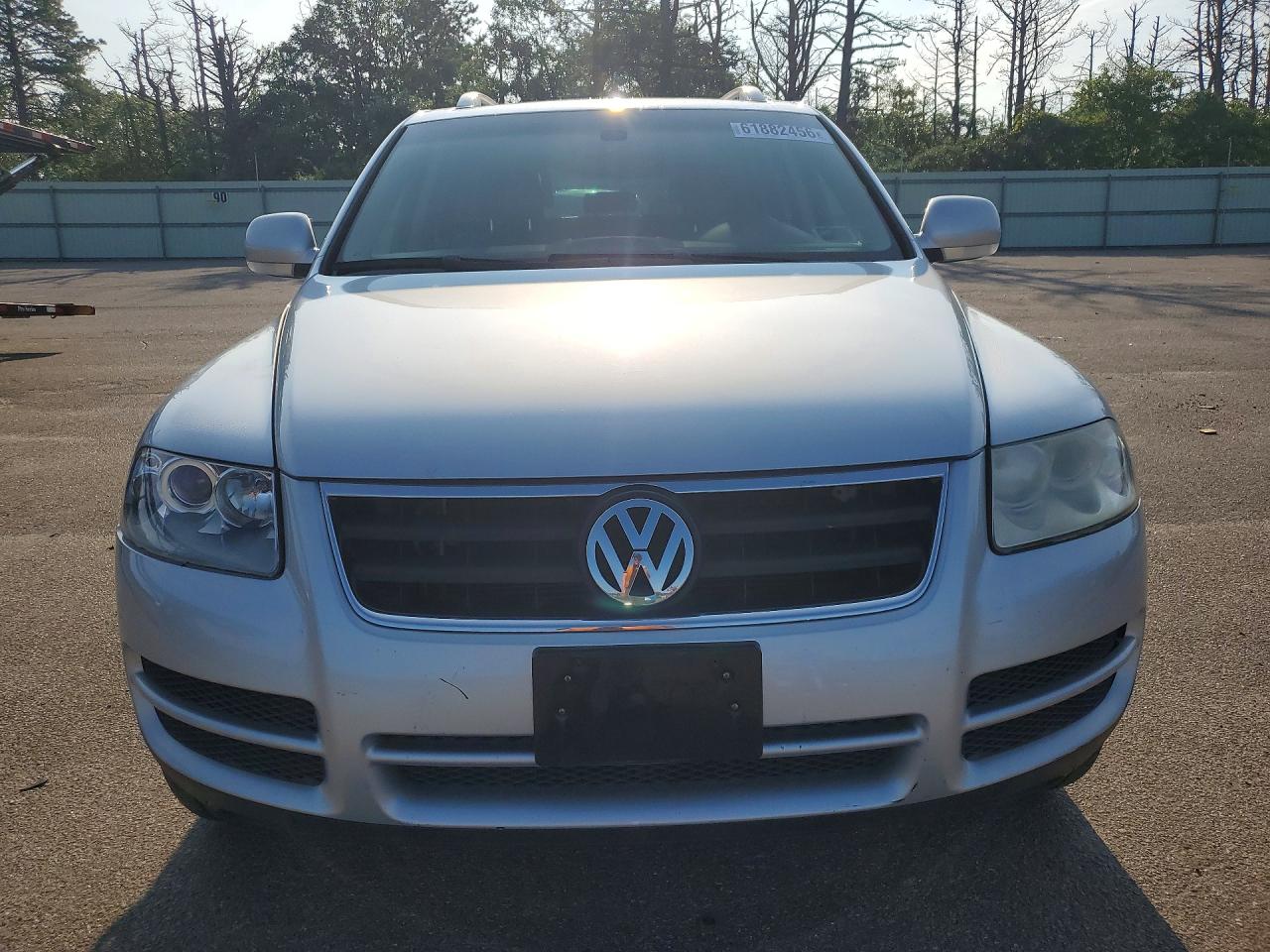 2007 Volkswagen Touareg V6 Silver vin: WVGZE77L27D013798