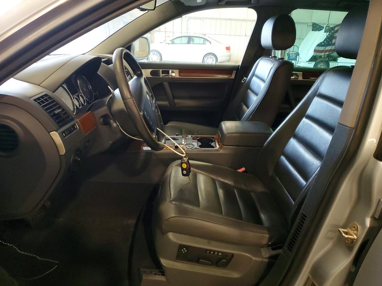 2007 Volkswagen Touareg V6 Blue vin: WVGZE77L57D023502