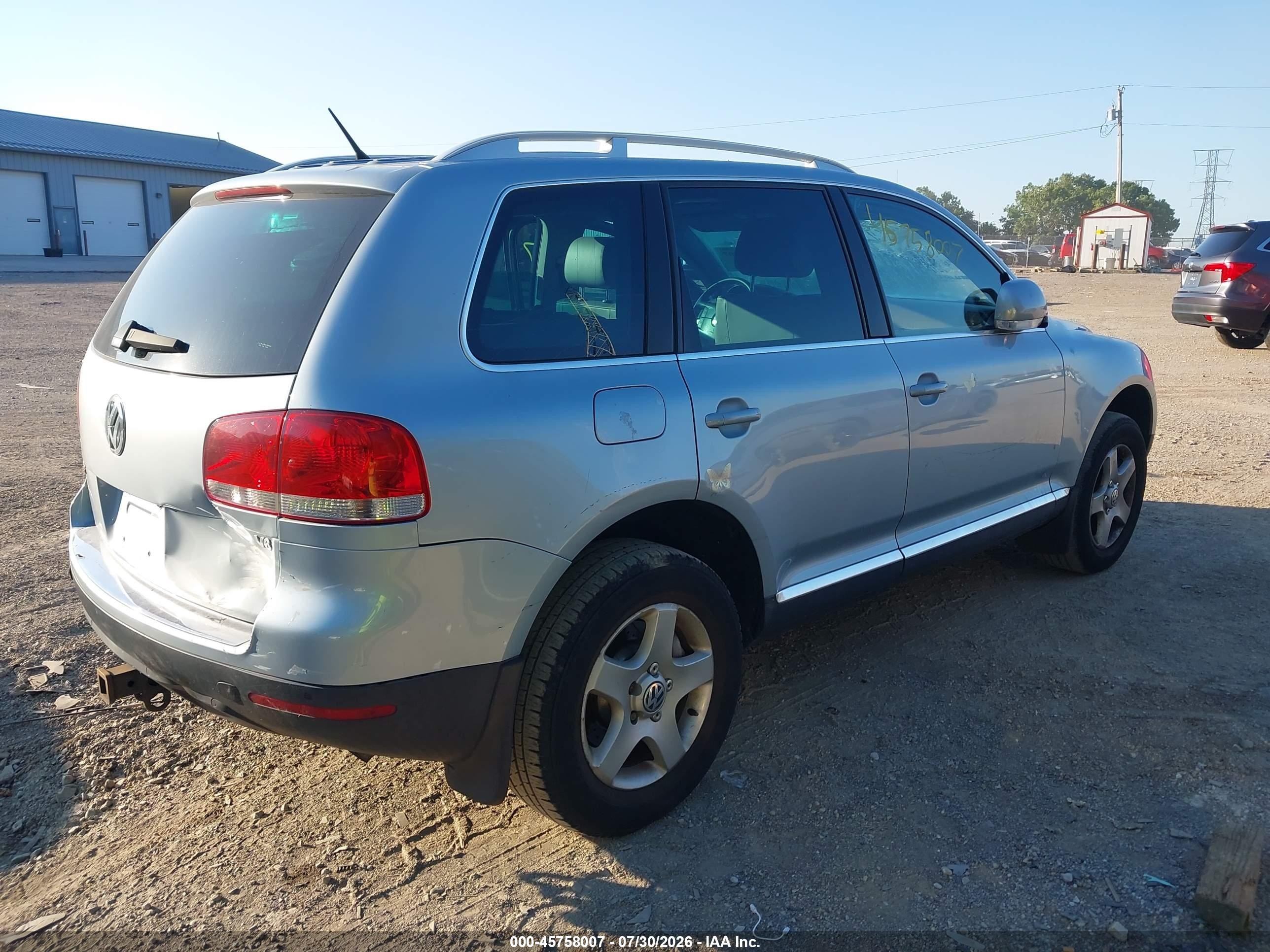 2007 Volkswagen Touareg V6 Silver vin: WVGZE77L67D027641