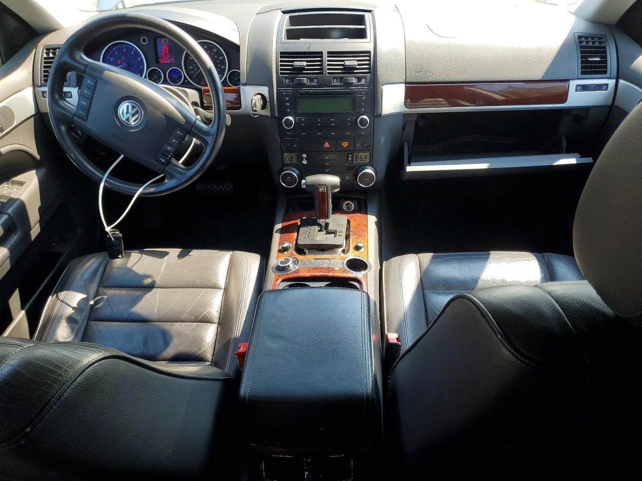 2005 Volkswagen Touareg 3.2 Blue vin: WVGZG77L15D076575