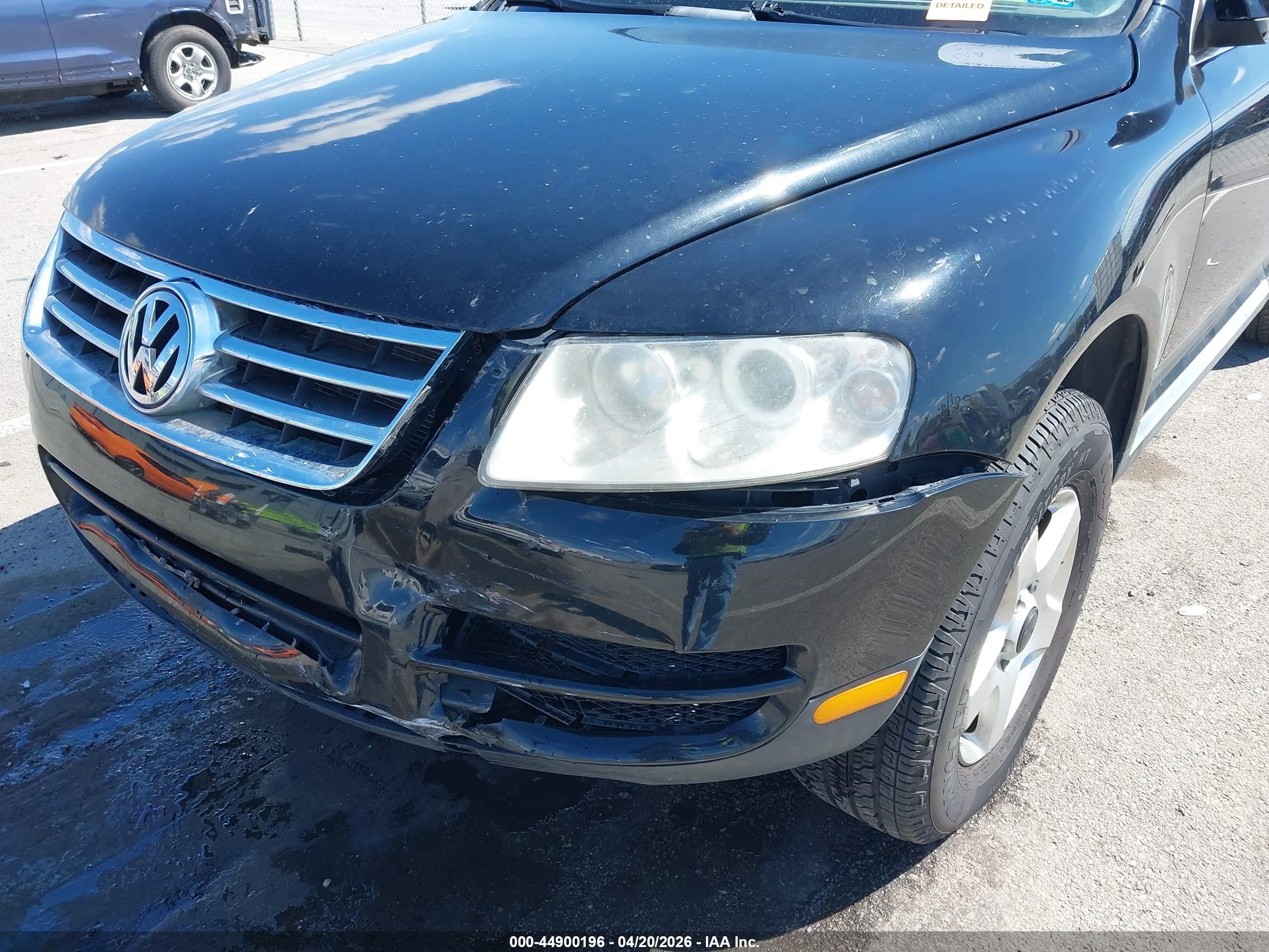 2006 Volkswagen Touareg V6 Черный vin: WVGZG77L26D006276